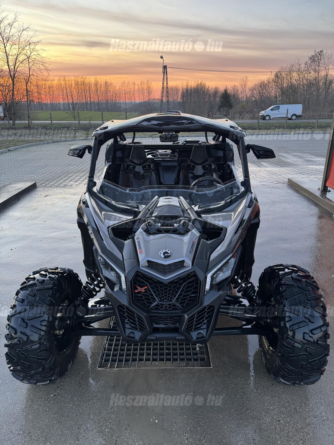 CAN-AM MAVERICK 2018 - 1