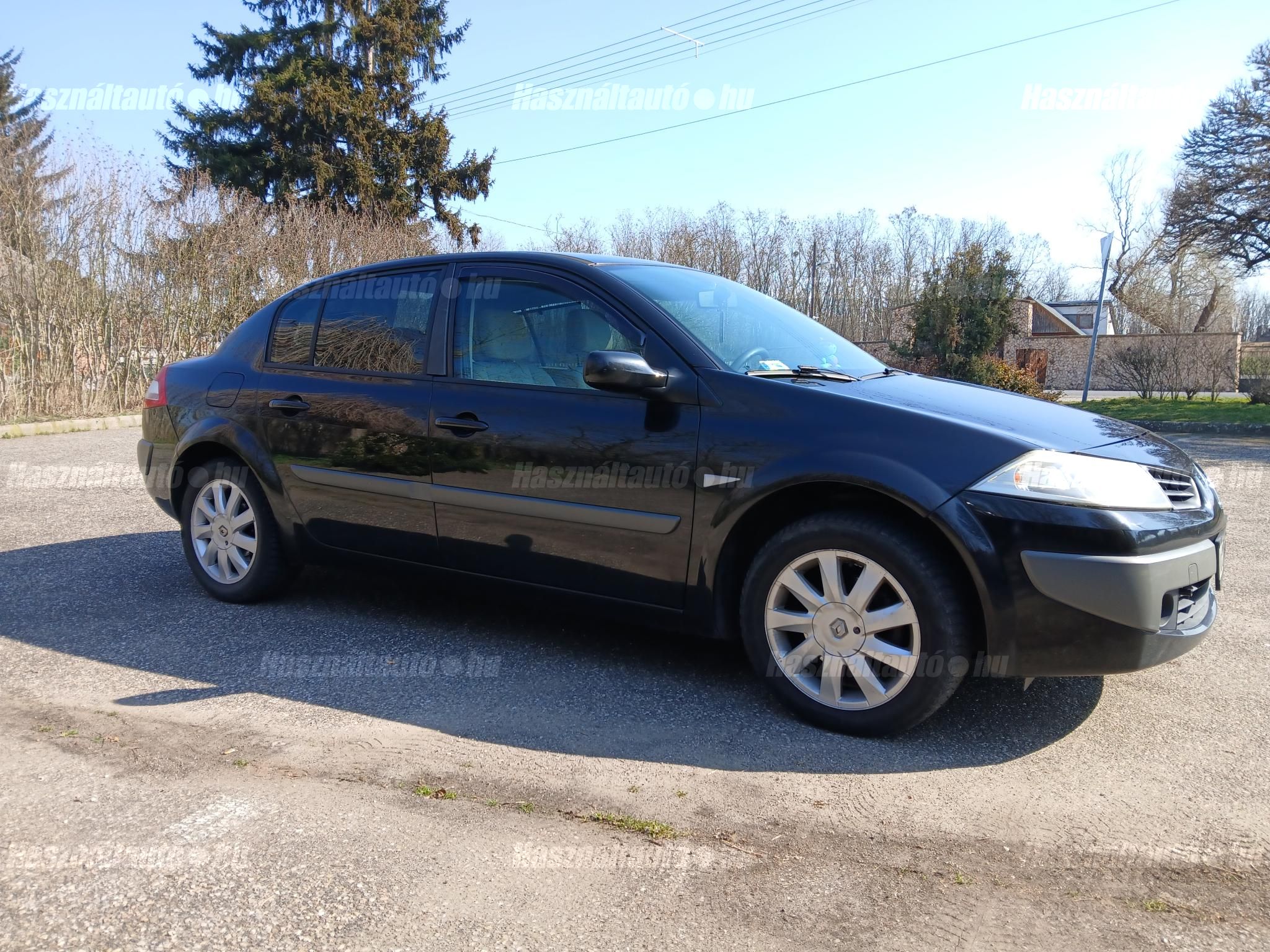 RENAULT MEGANE 2008/2 - 1