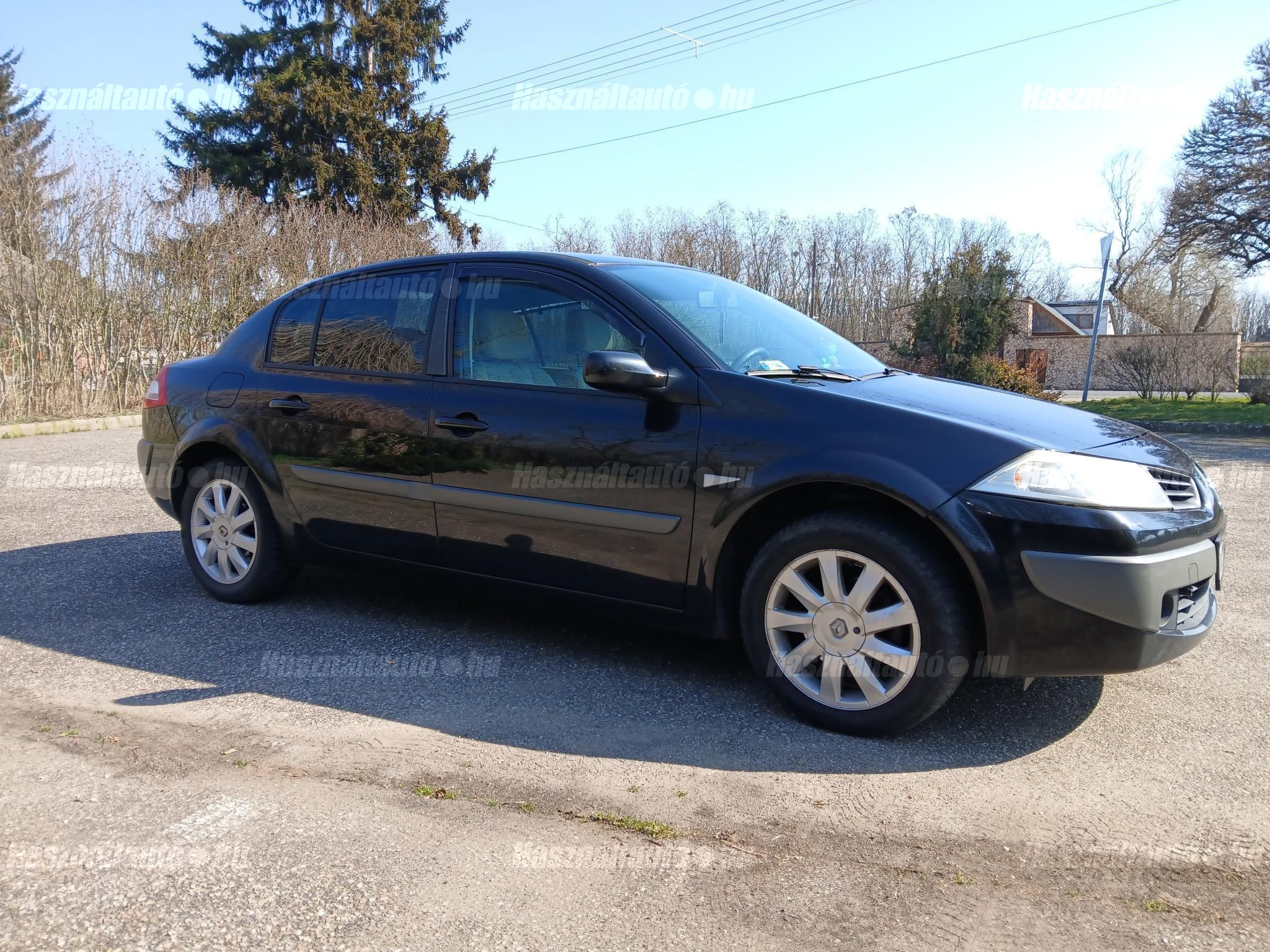 RENAULT MEGANE 2008/2 - 1