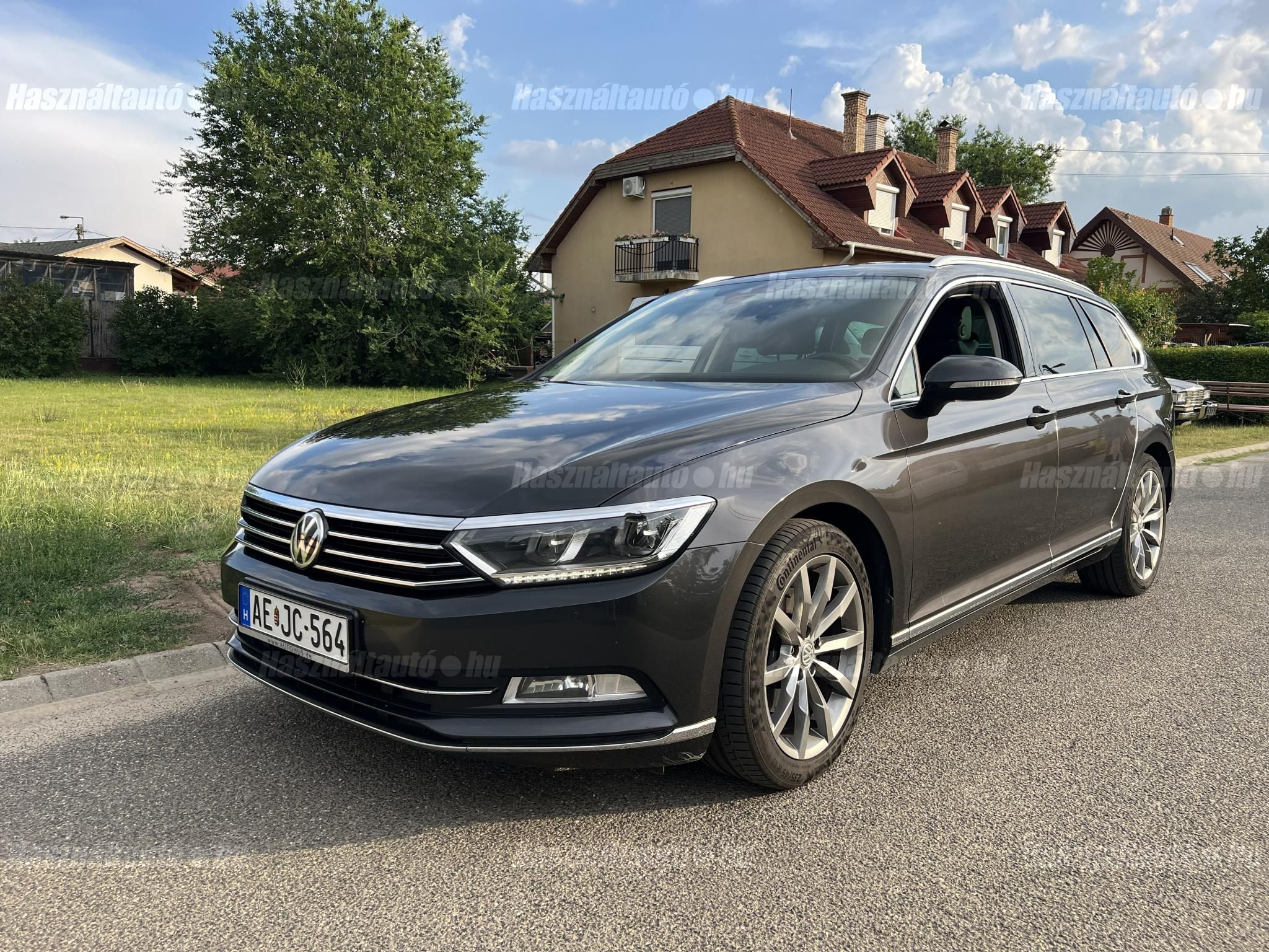 VOLKSWAGEN PASSAT VIII 2018/8 - 1