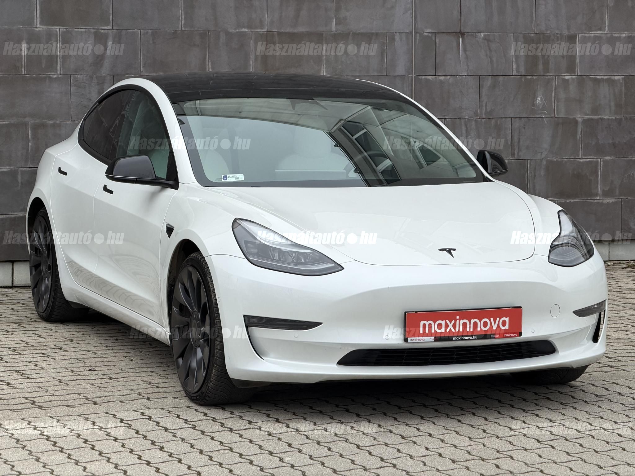 TESLA MODEL 3 2021/3 - 1