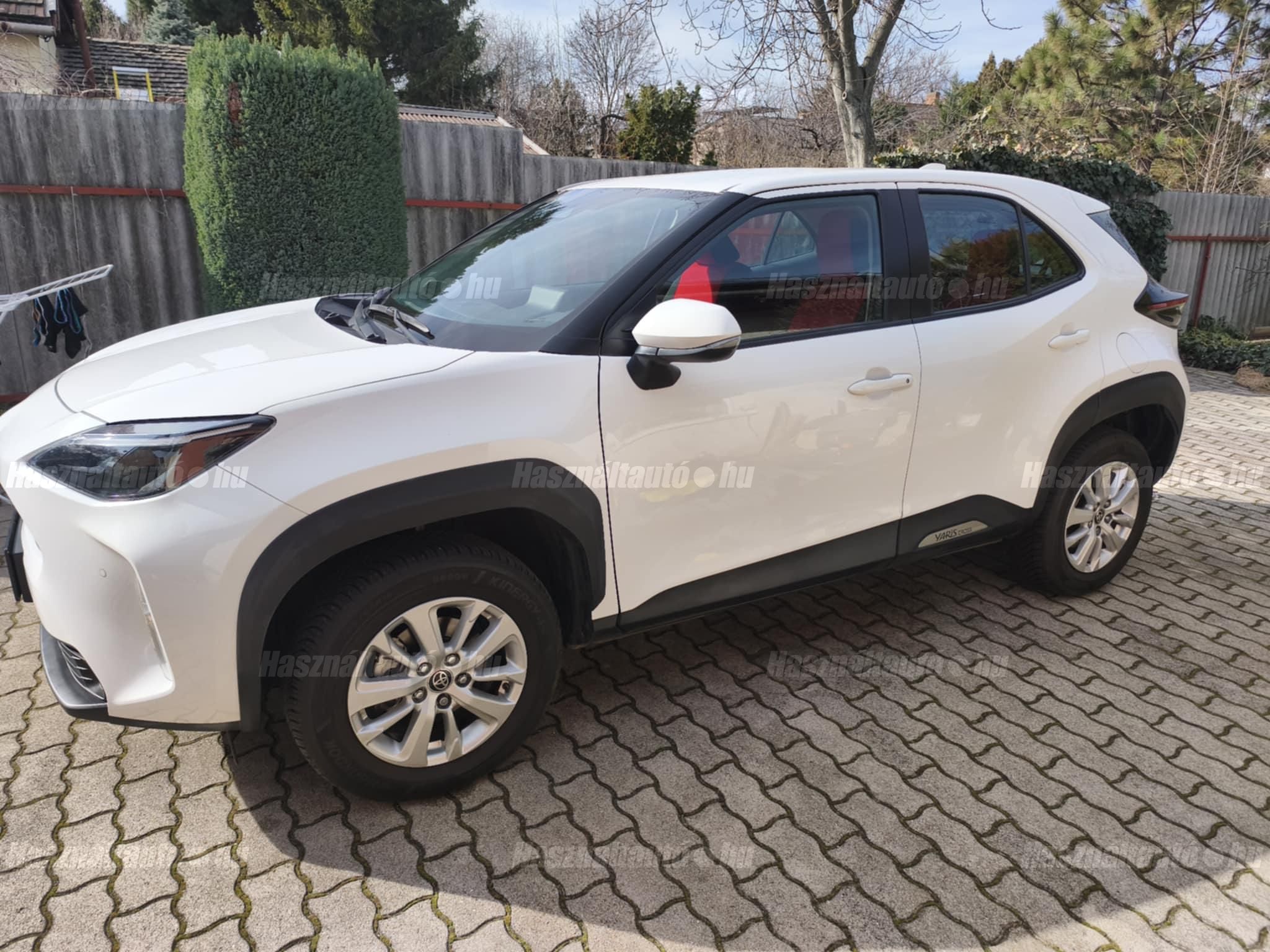 TOYOTA YARIS CROSS 2024/12 - 1