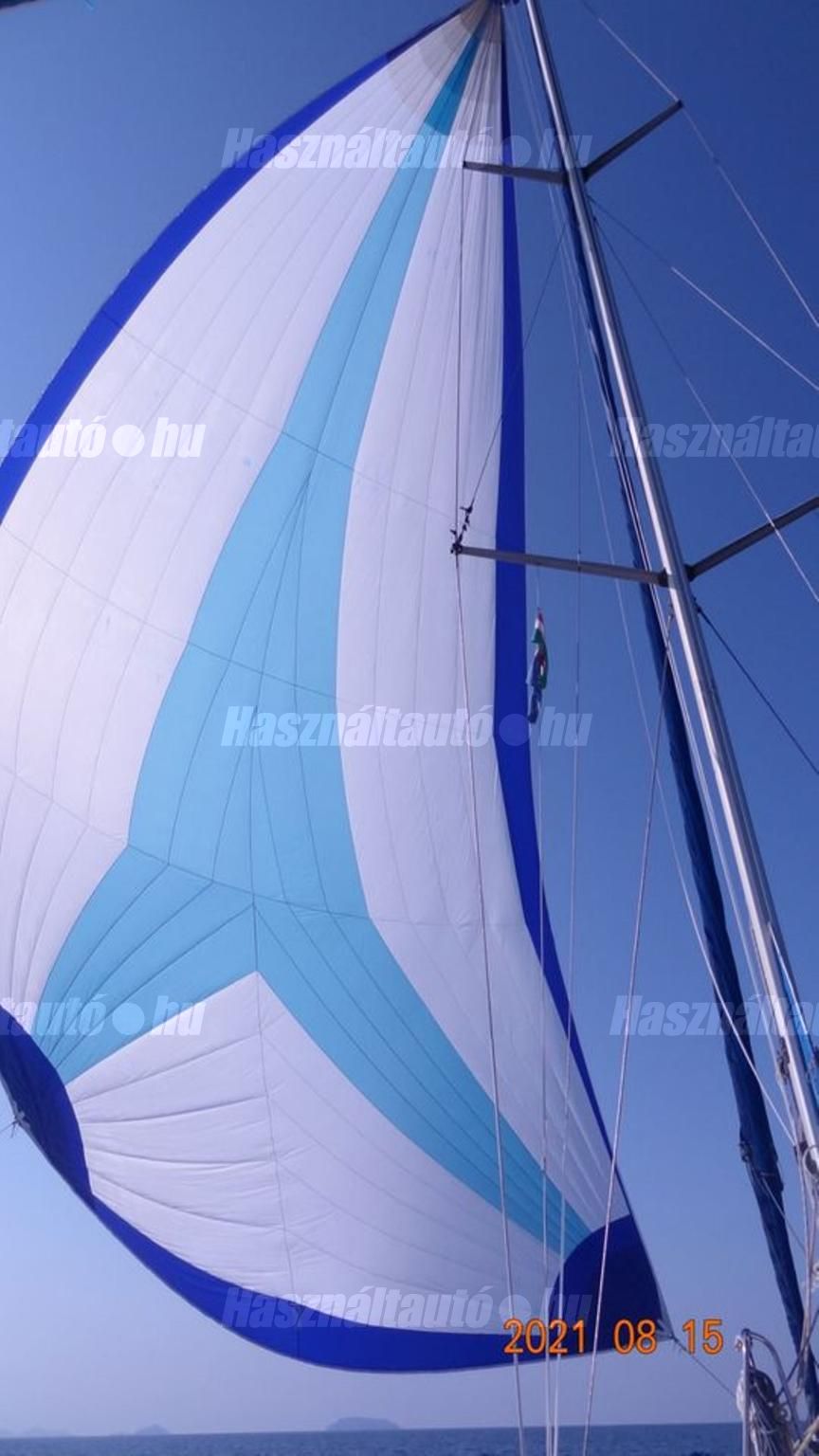 GENNAKER (ASSZIMETRIKUS SPINNAKER) - SAILS 2010 - 1