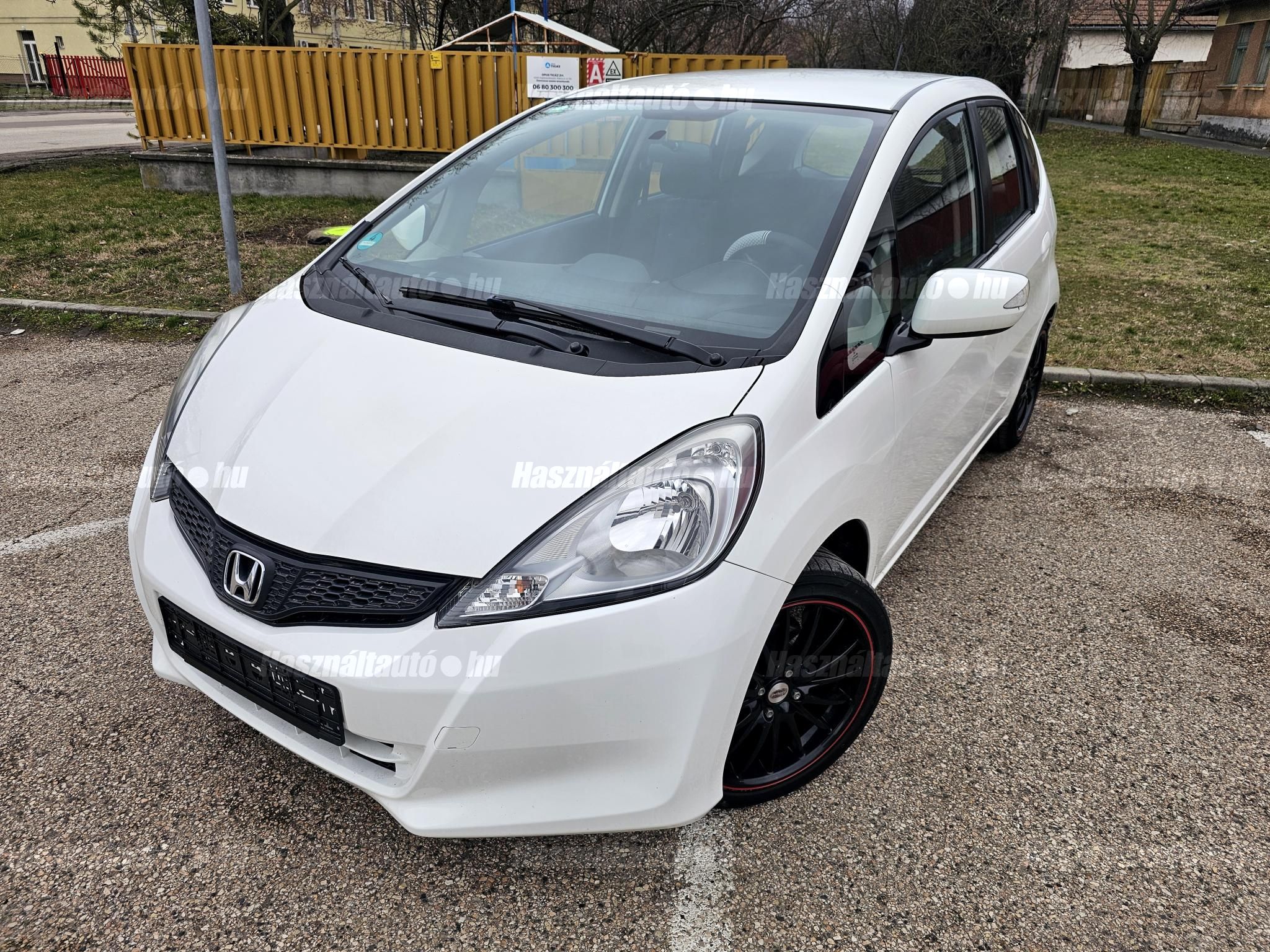HONDA JAZZ 2013/9 - 1
