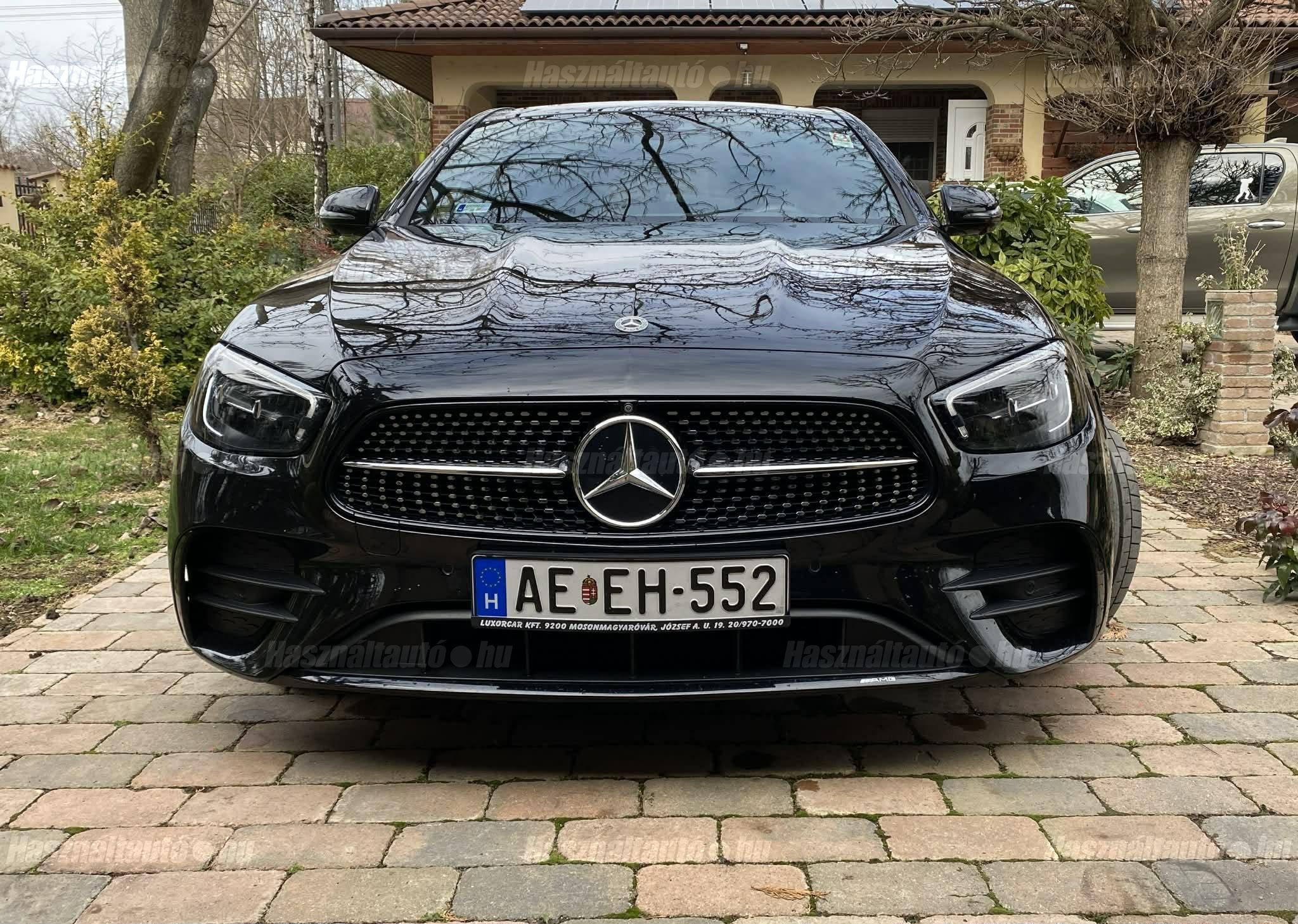 MERCEDES-BENZ E 220 2022/8 - 1