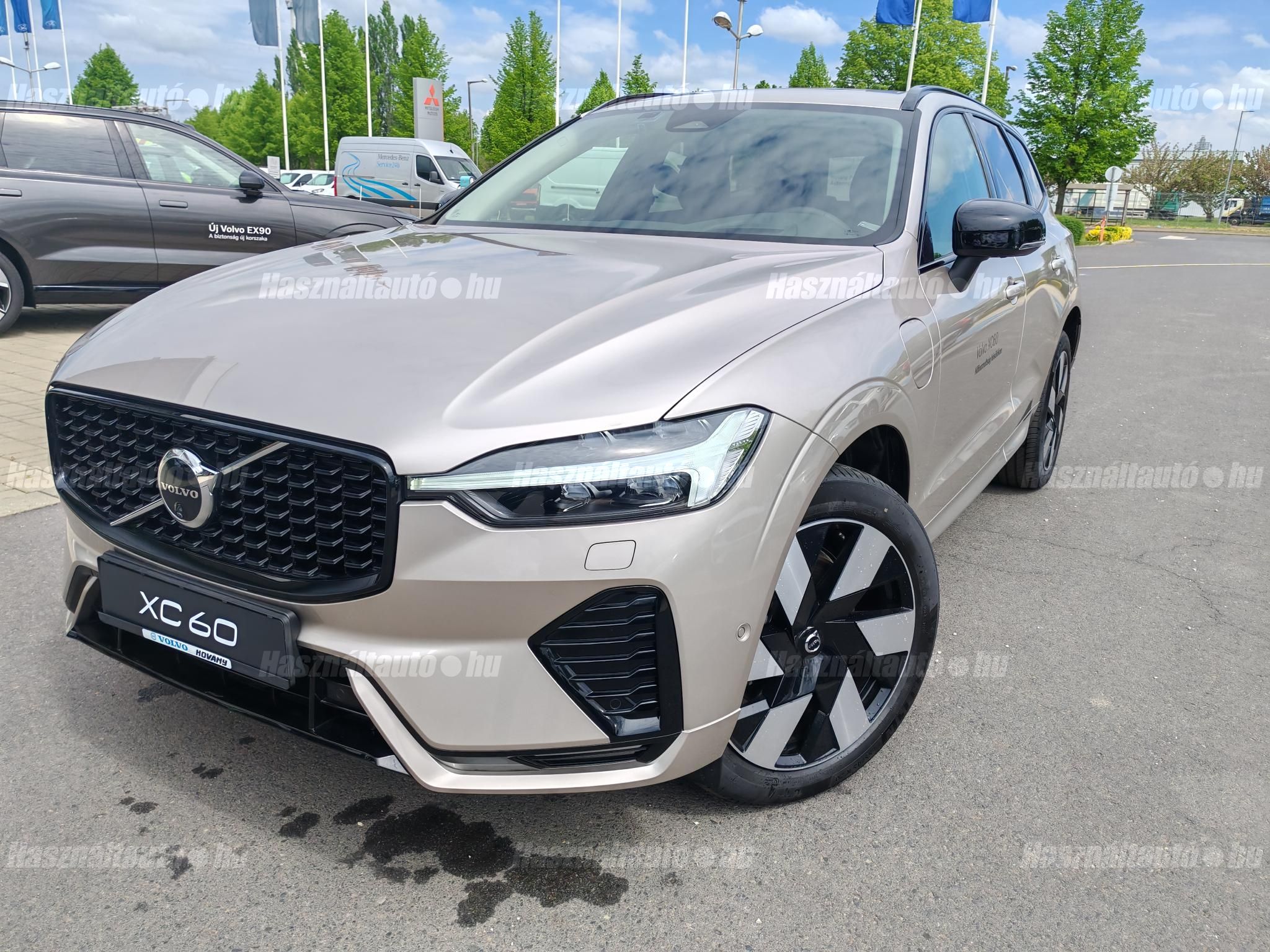 VOLVO XC60 2024/4 - 1