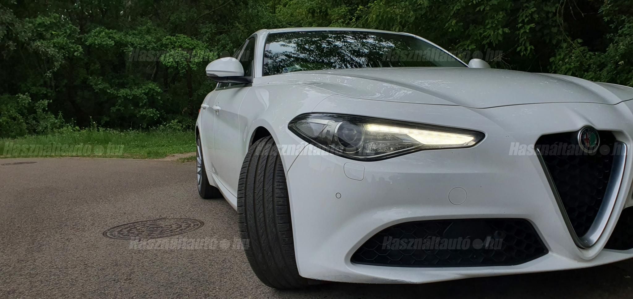 ALFA ROMEO GIULIA 2016/12 - 1