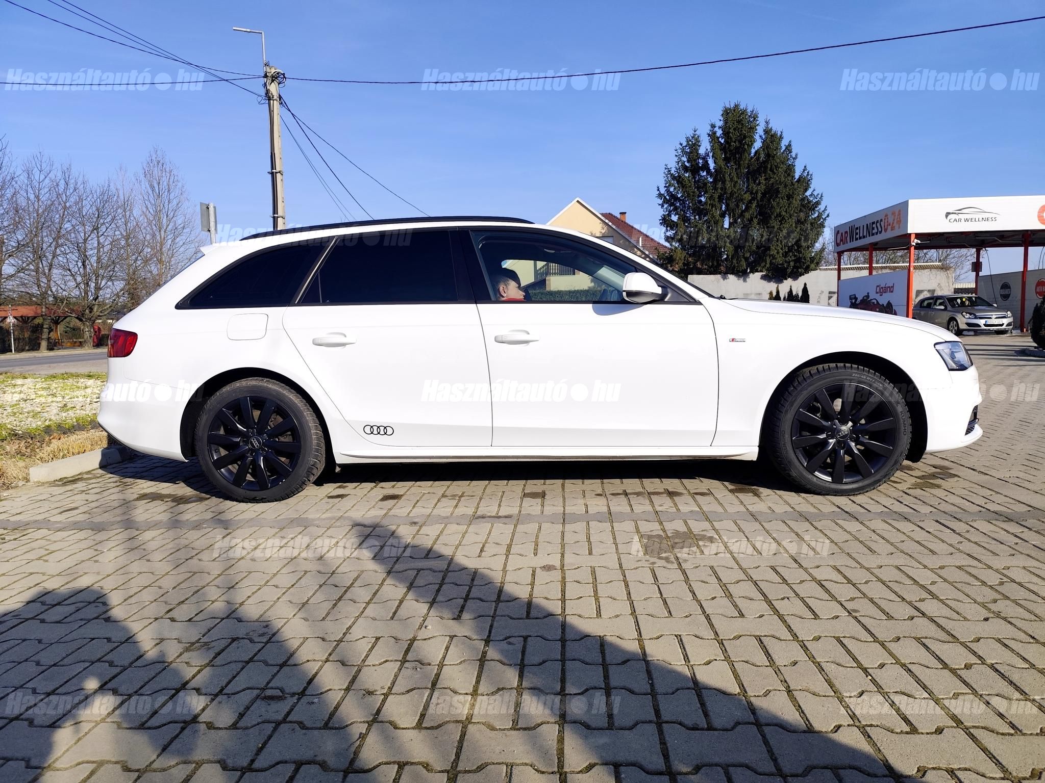 AUDI A4 2013/8 - 1