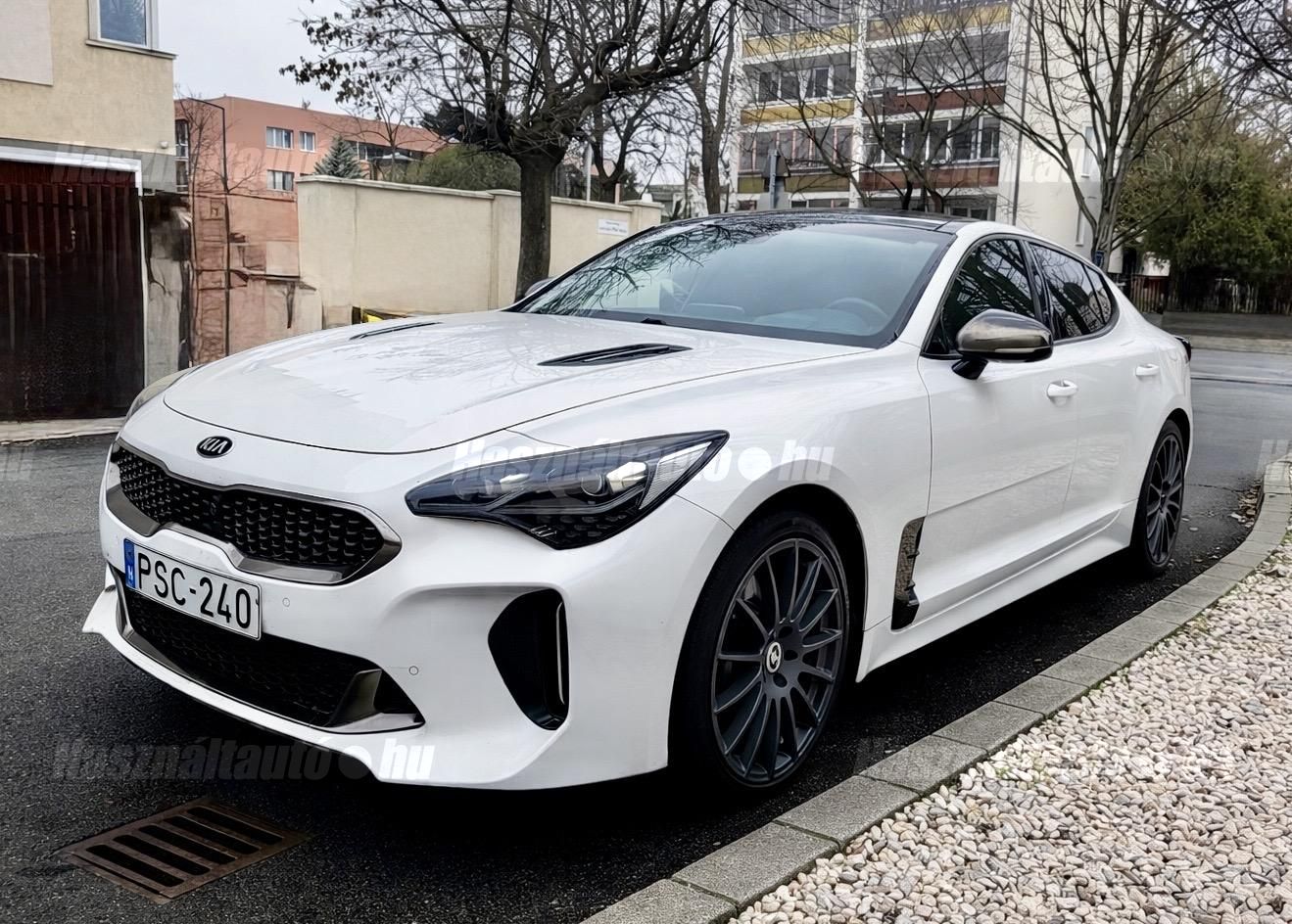 KIA STINGER 2018/3 - 1