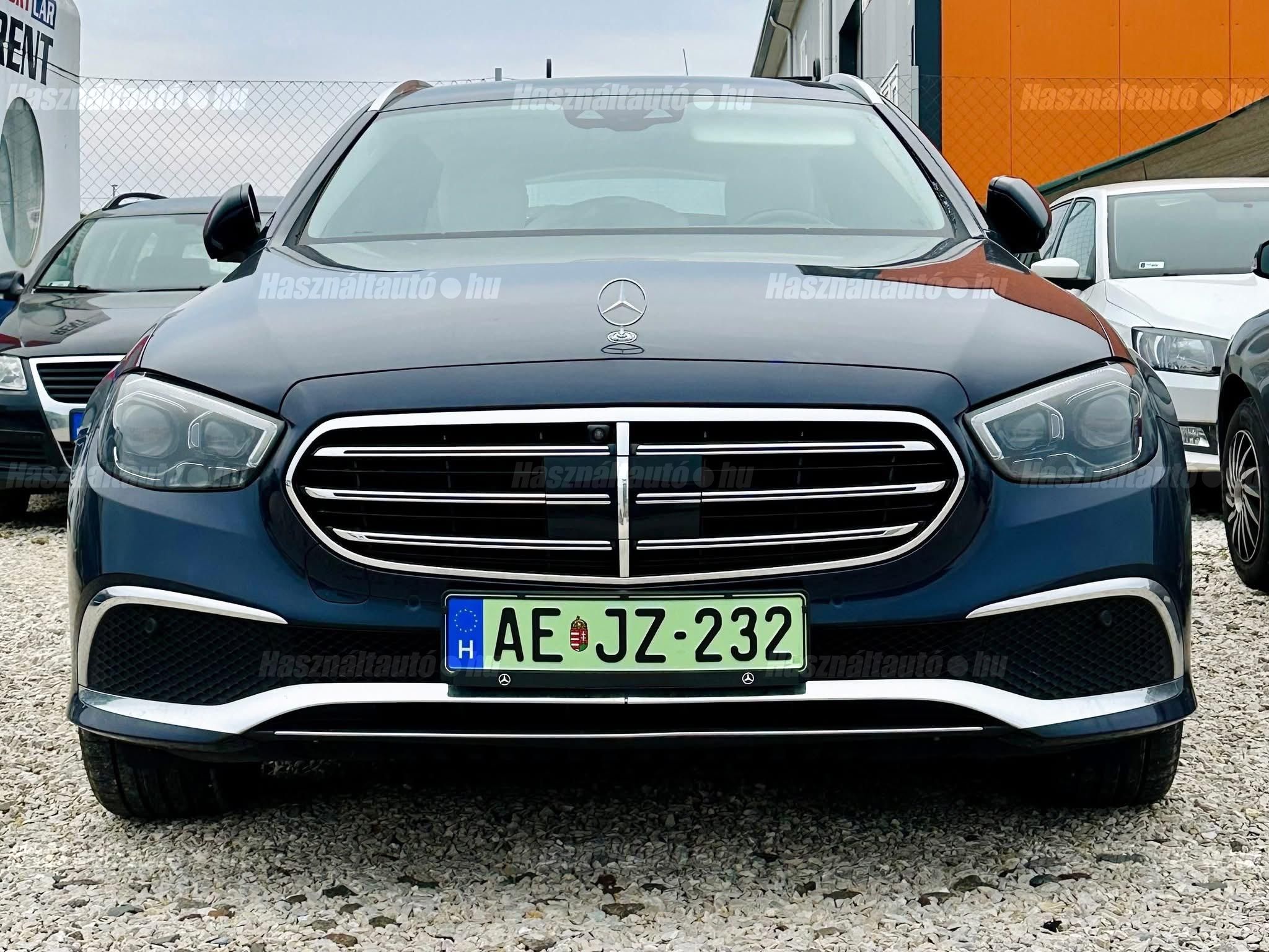 MERCEDES-BENZ E 300 2020/10 - 1