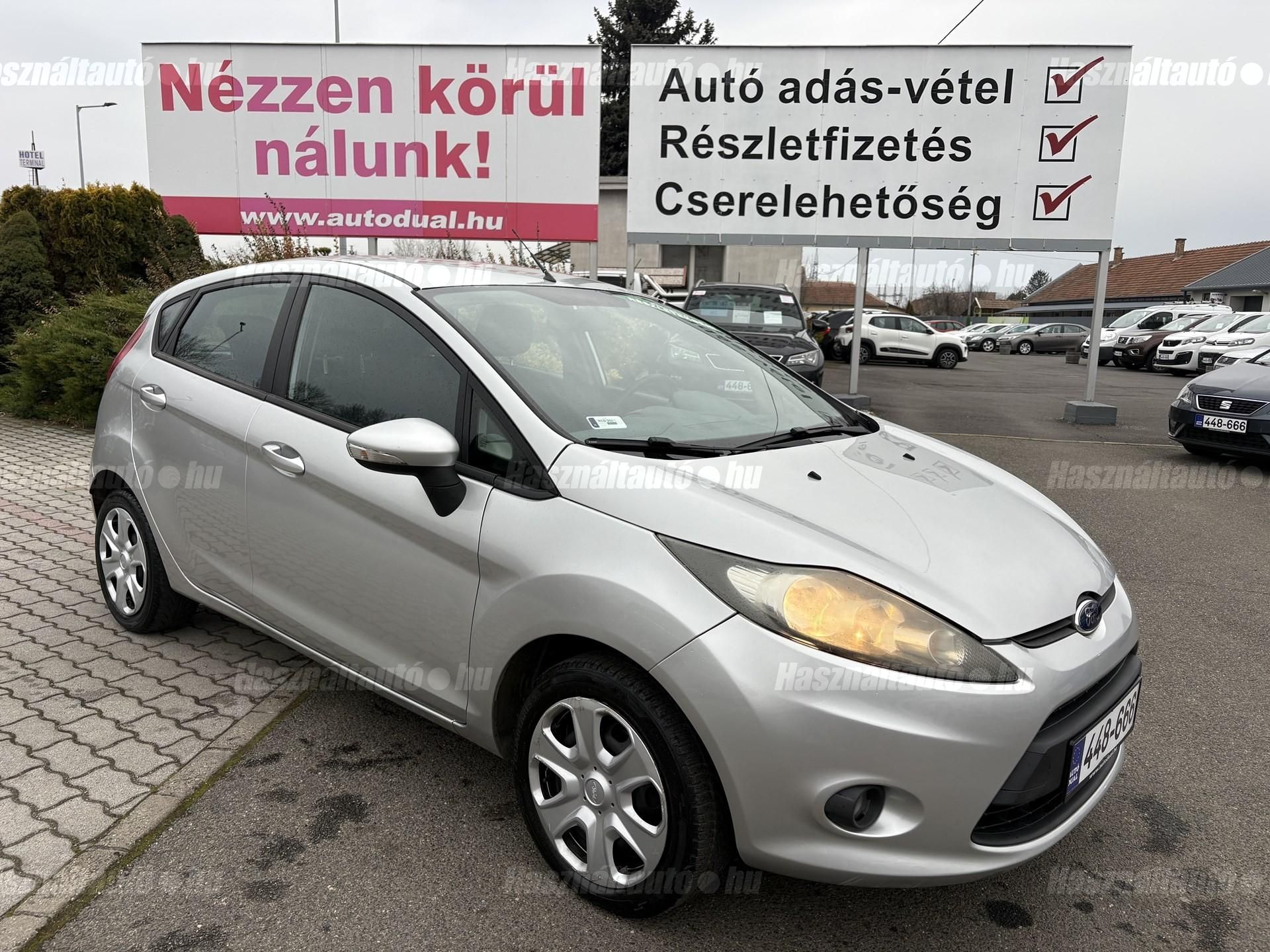 FORD FIESTA 2010/8 - 1