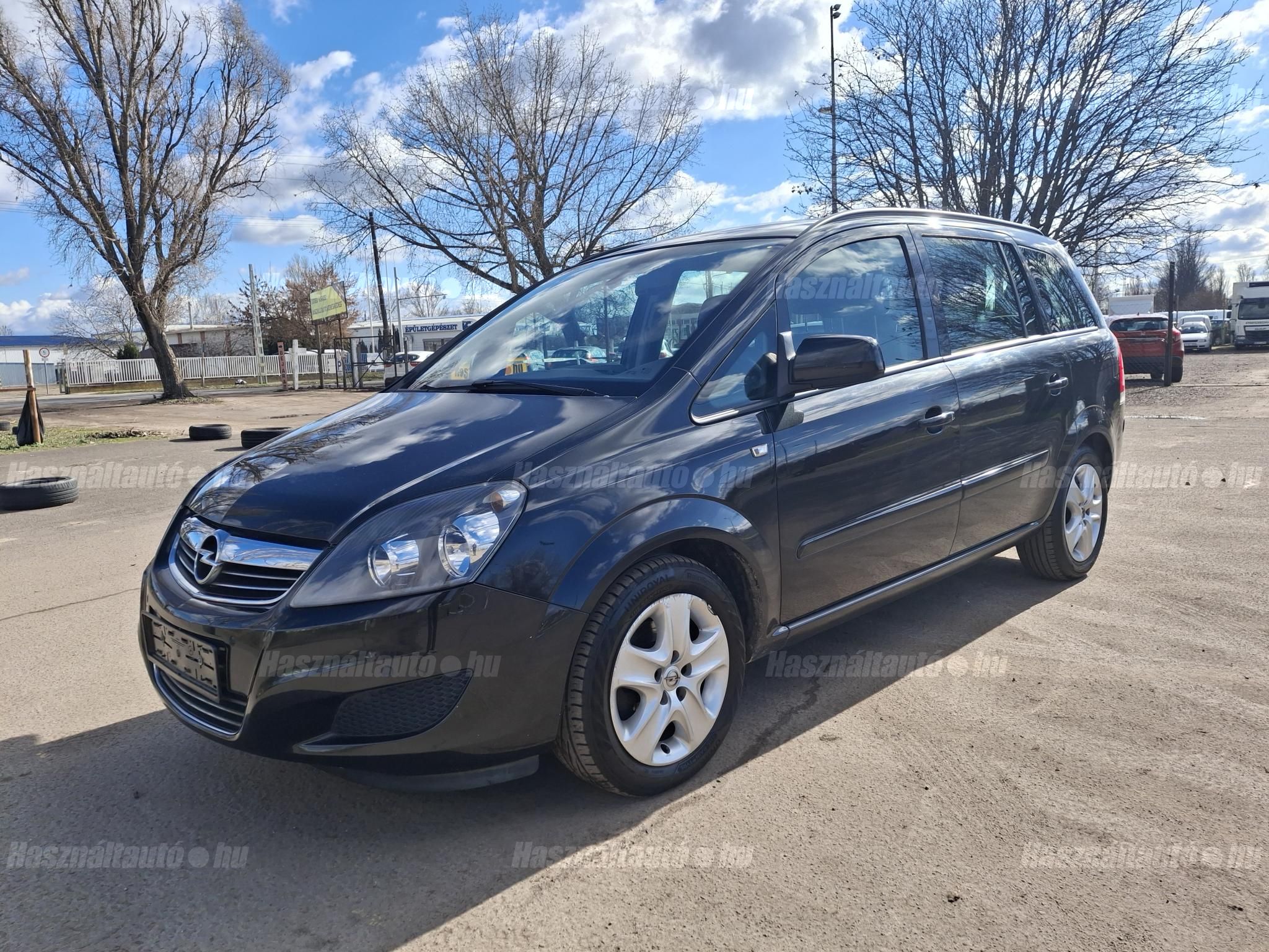 OPEL ZAFIRA B 2012/9 - 1