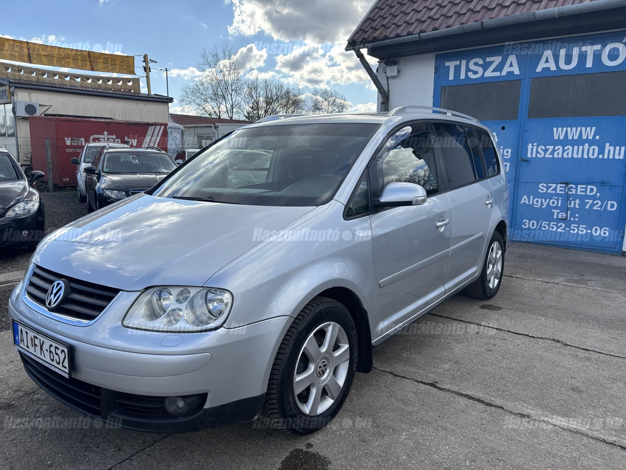 VOLKSWAGEN TOURAN 2004/3 - 1