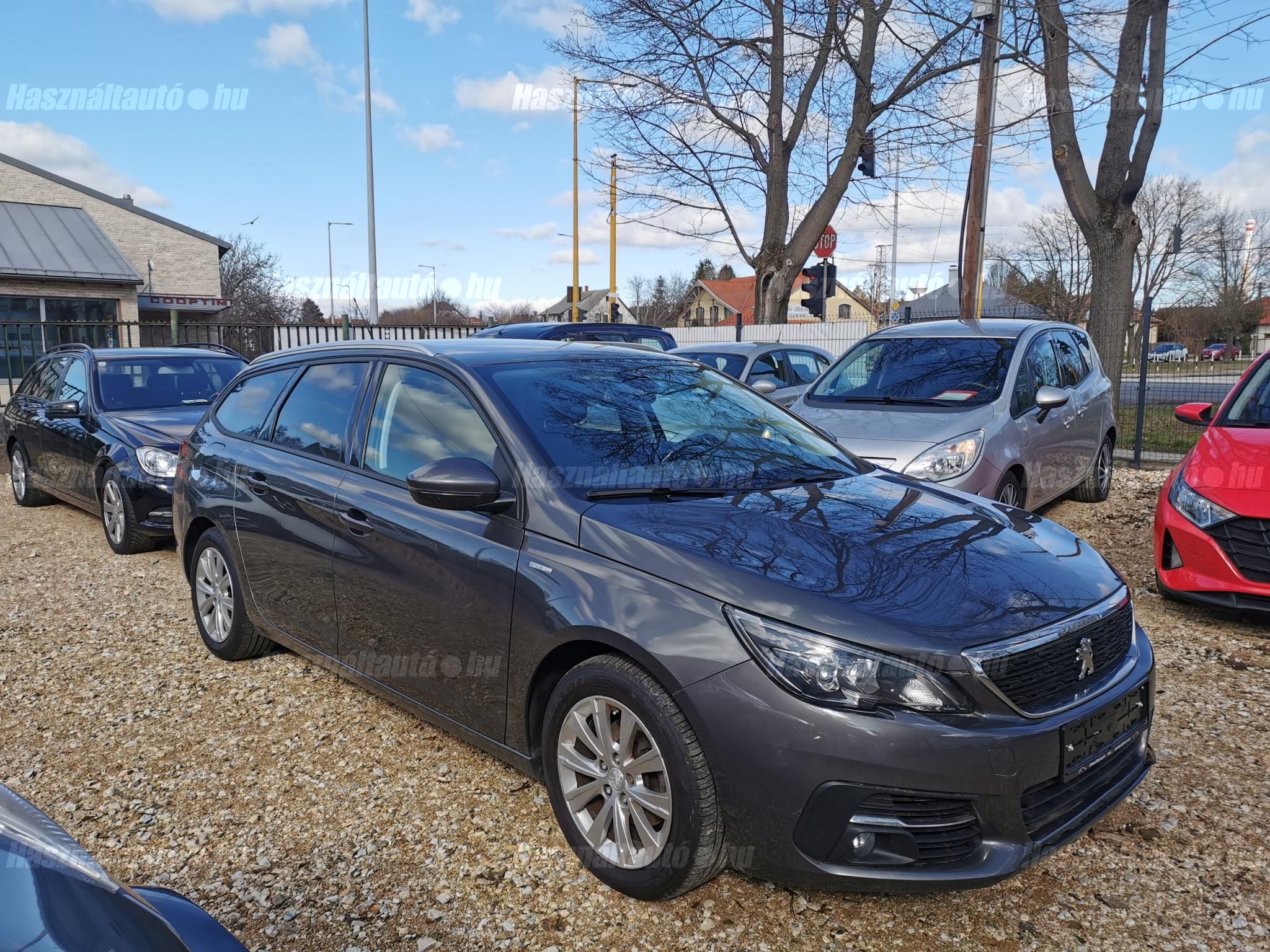 PEUGEOT 308 2018/8 - 1