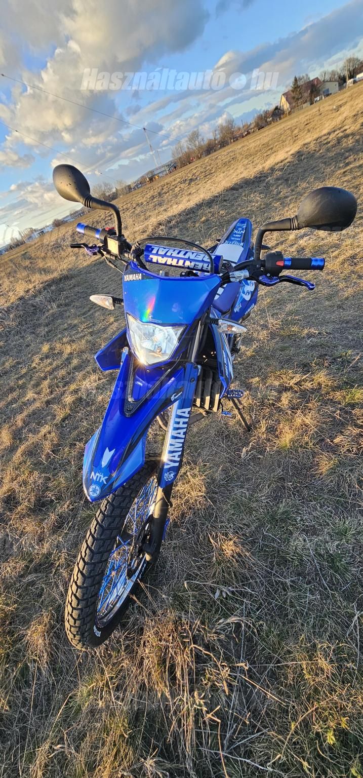 YAMAHA WR 125 R 2013/6 - 1