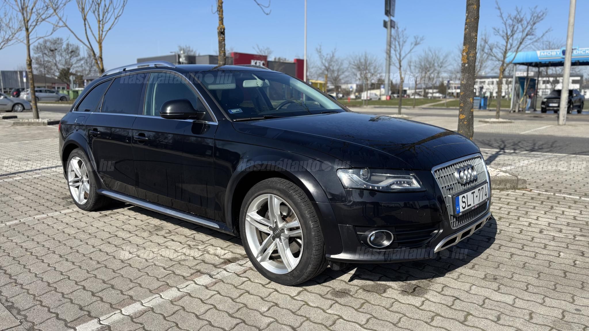 AUDI A4 2009/11 - 1