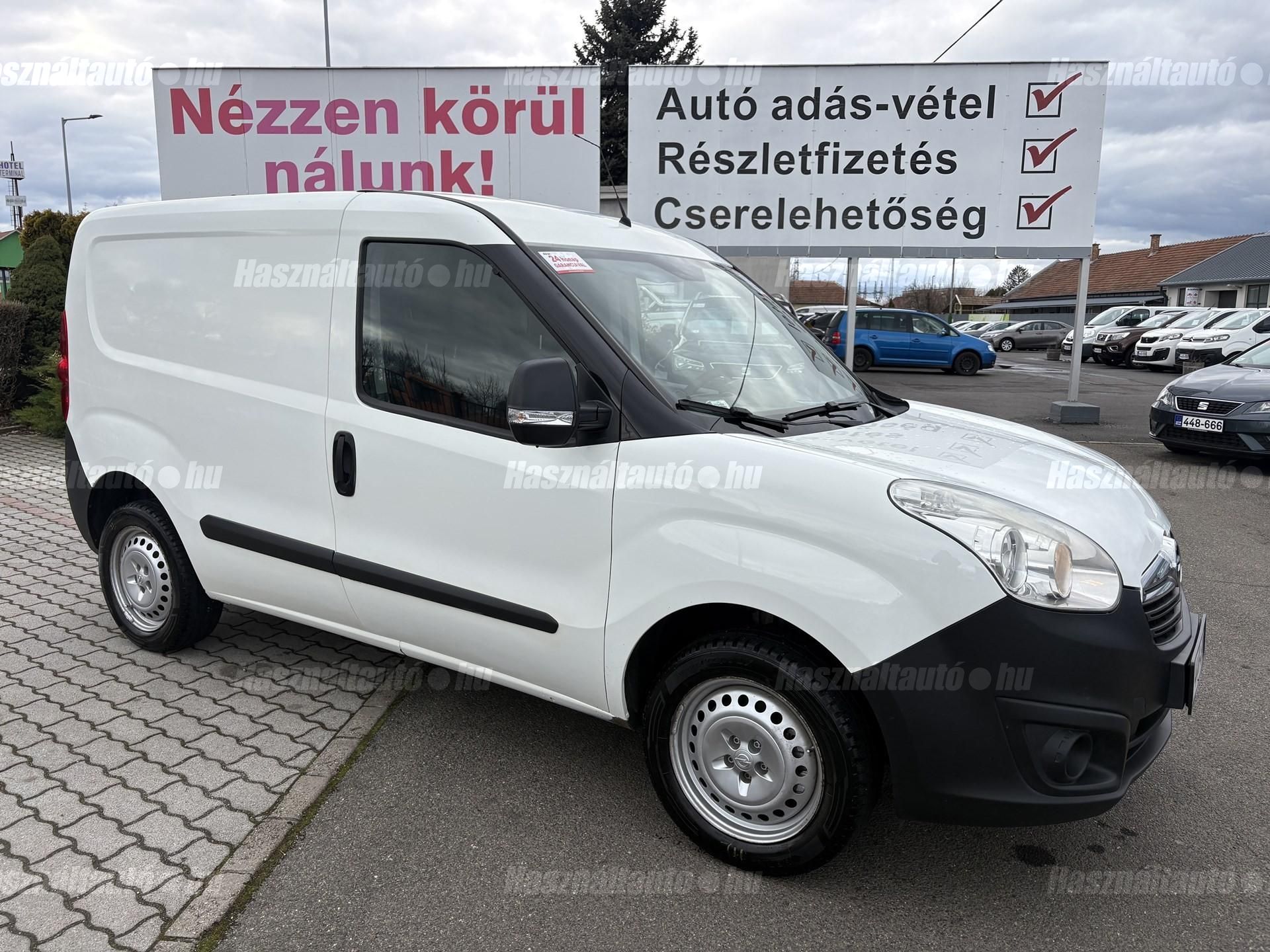 OPEL COMBO 2017/11 - 1