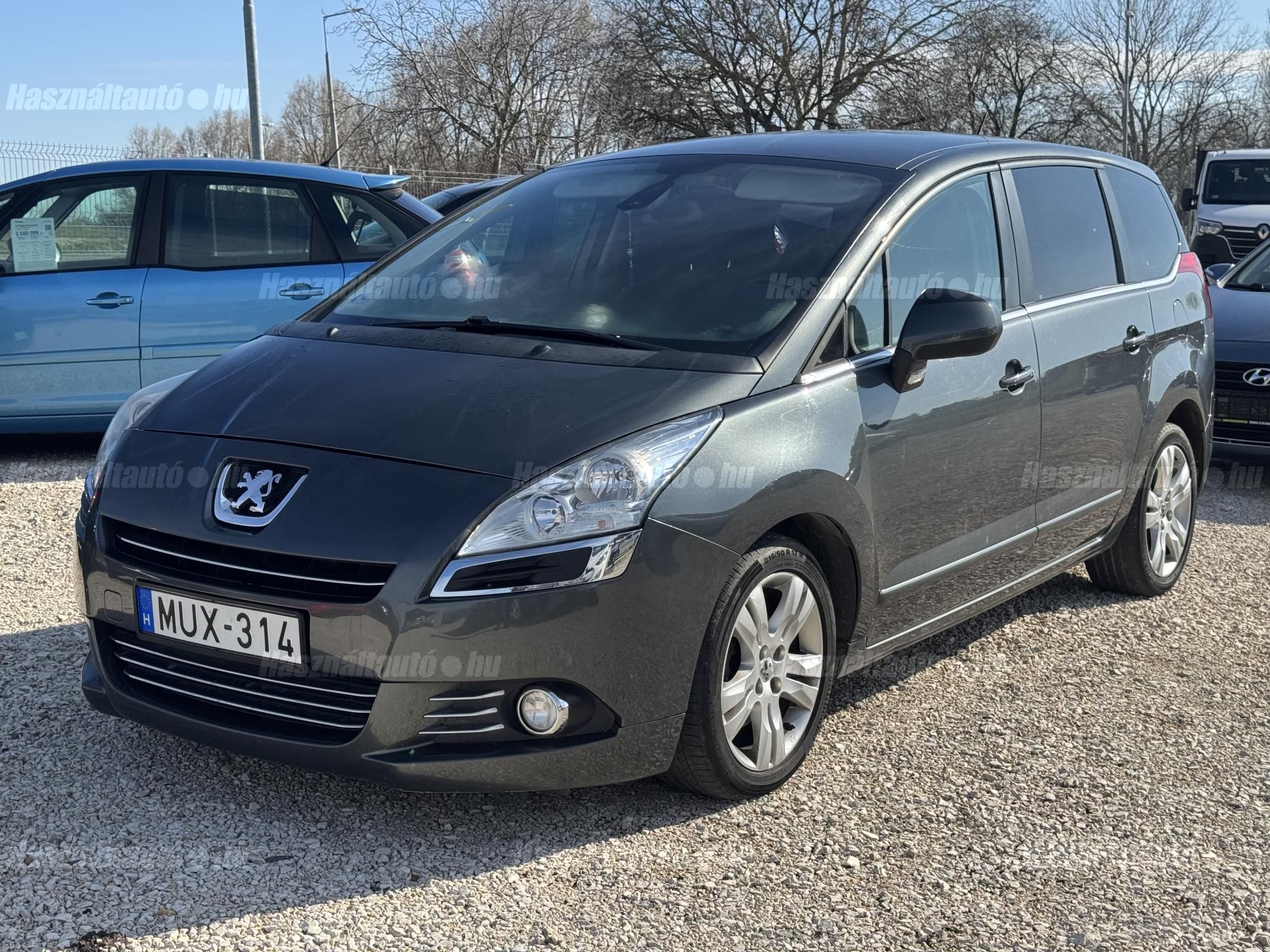 PEUGEOT 5008 2011/5 - 1