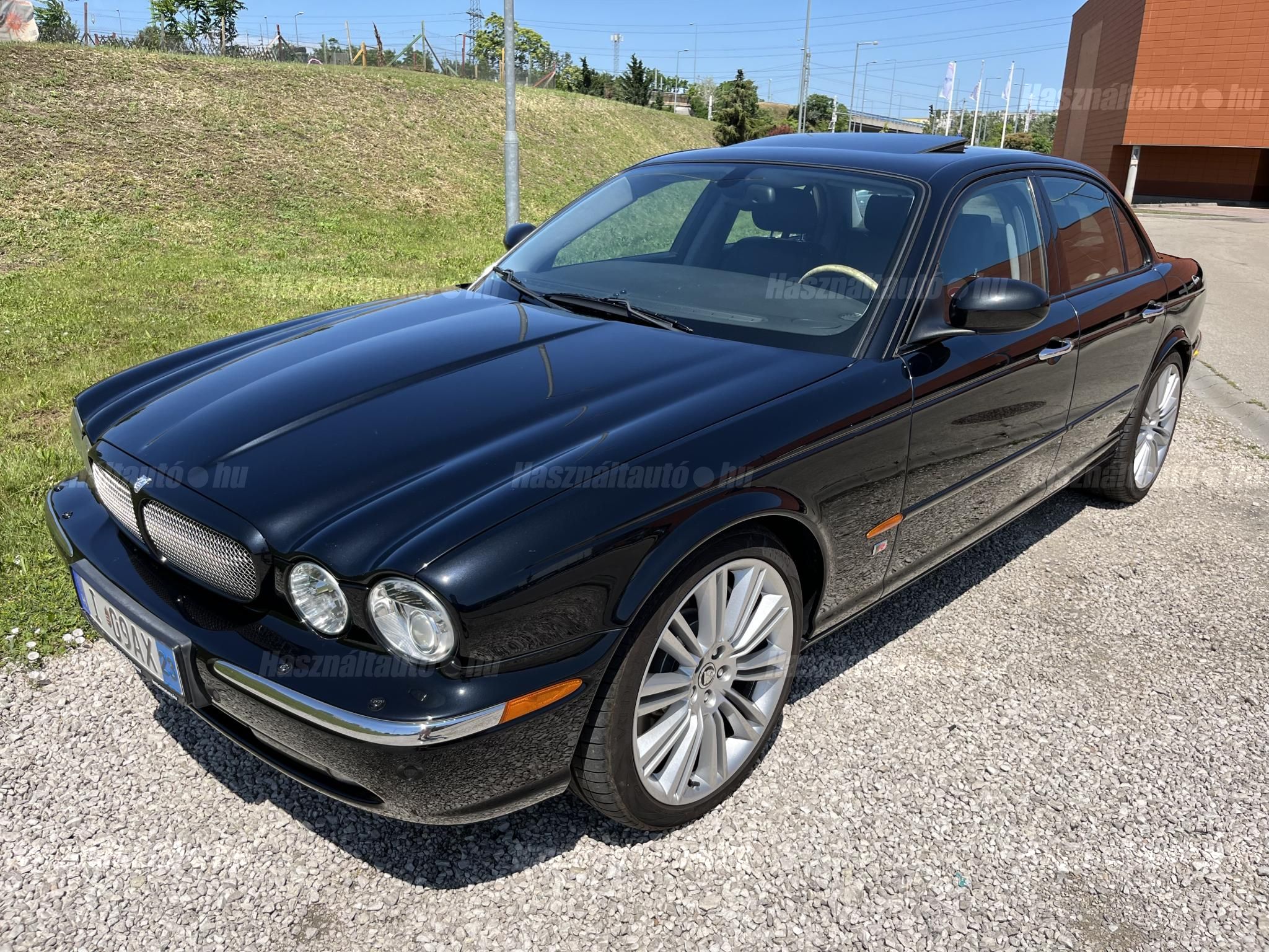 JAGUAR XJ 2003/6 - 1