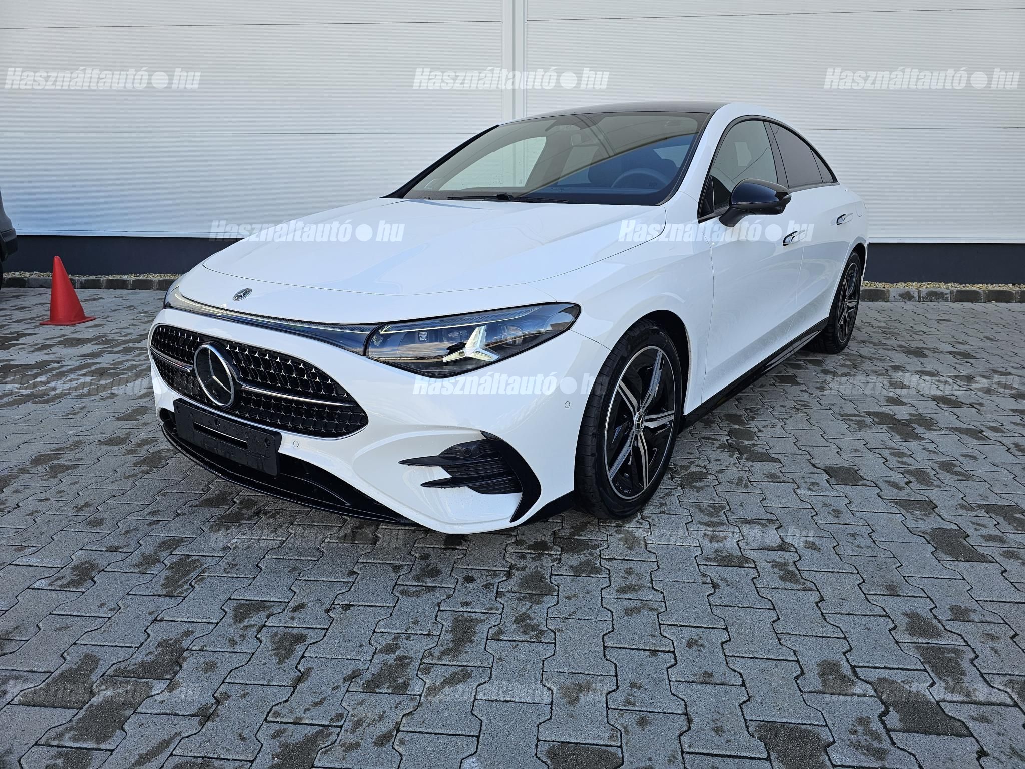 MERCEDES-BENZ CLA 180 2026 - 1