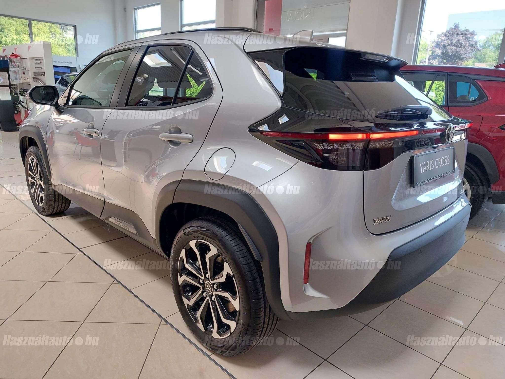 TOYOTA YARIS CROSS 2026/2 - 1