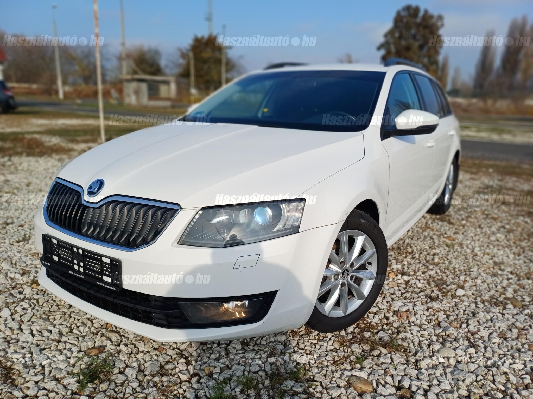SKODA OCTAVIA 2016/11 - 1