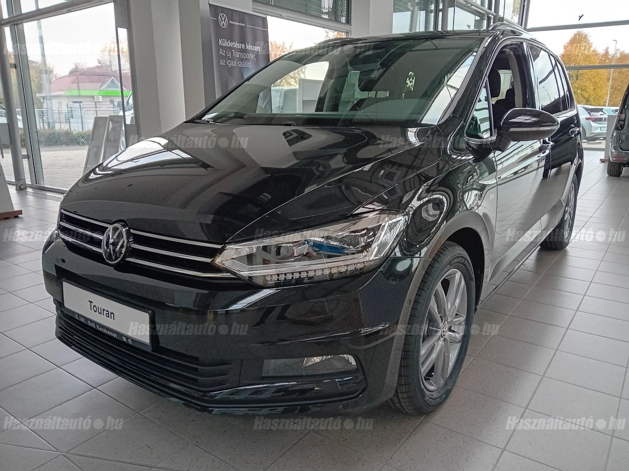 VOLKSWAGEN TOURAN 2026 - 1