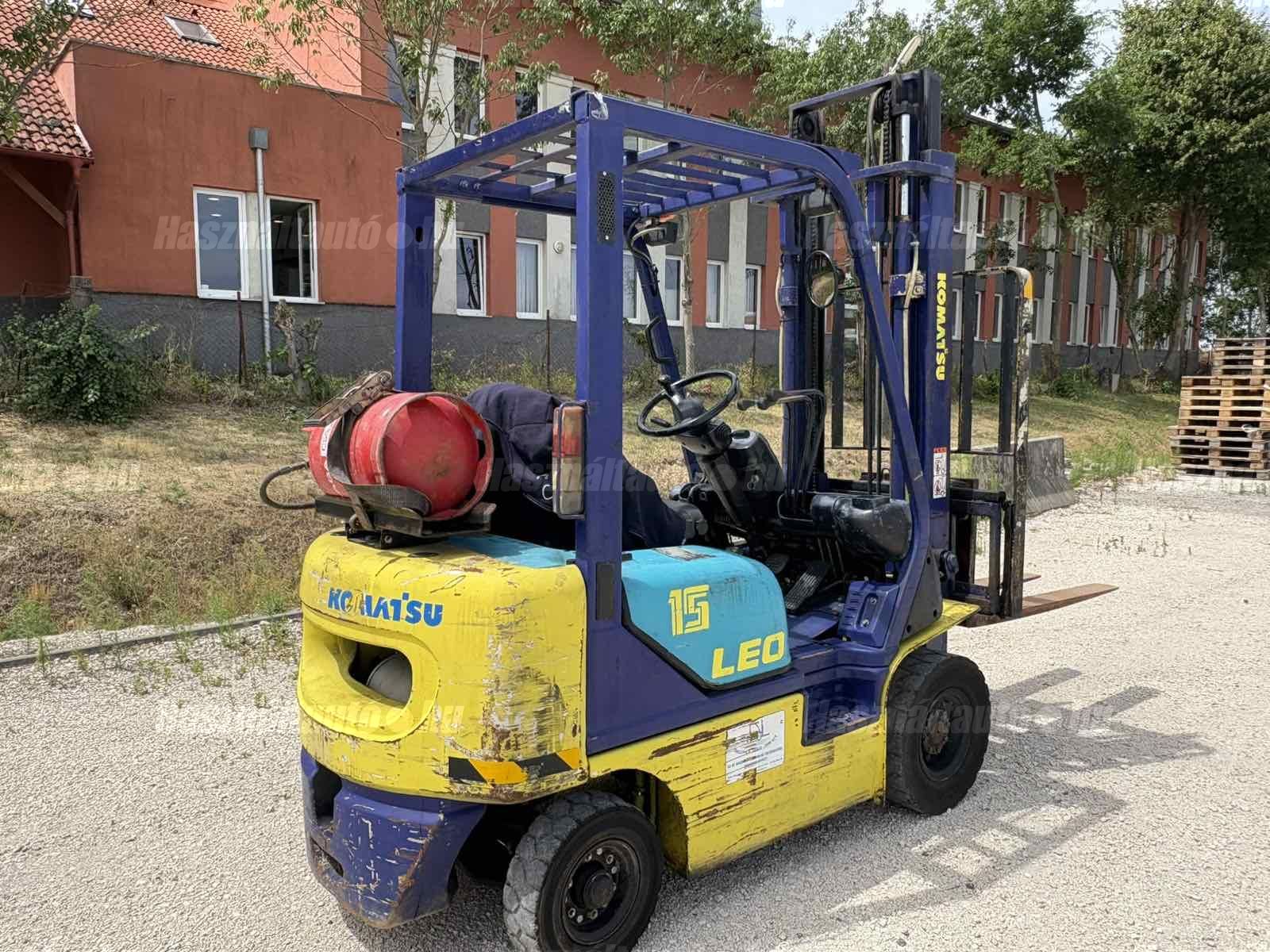 KOMATSU 2004/1 - 1