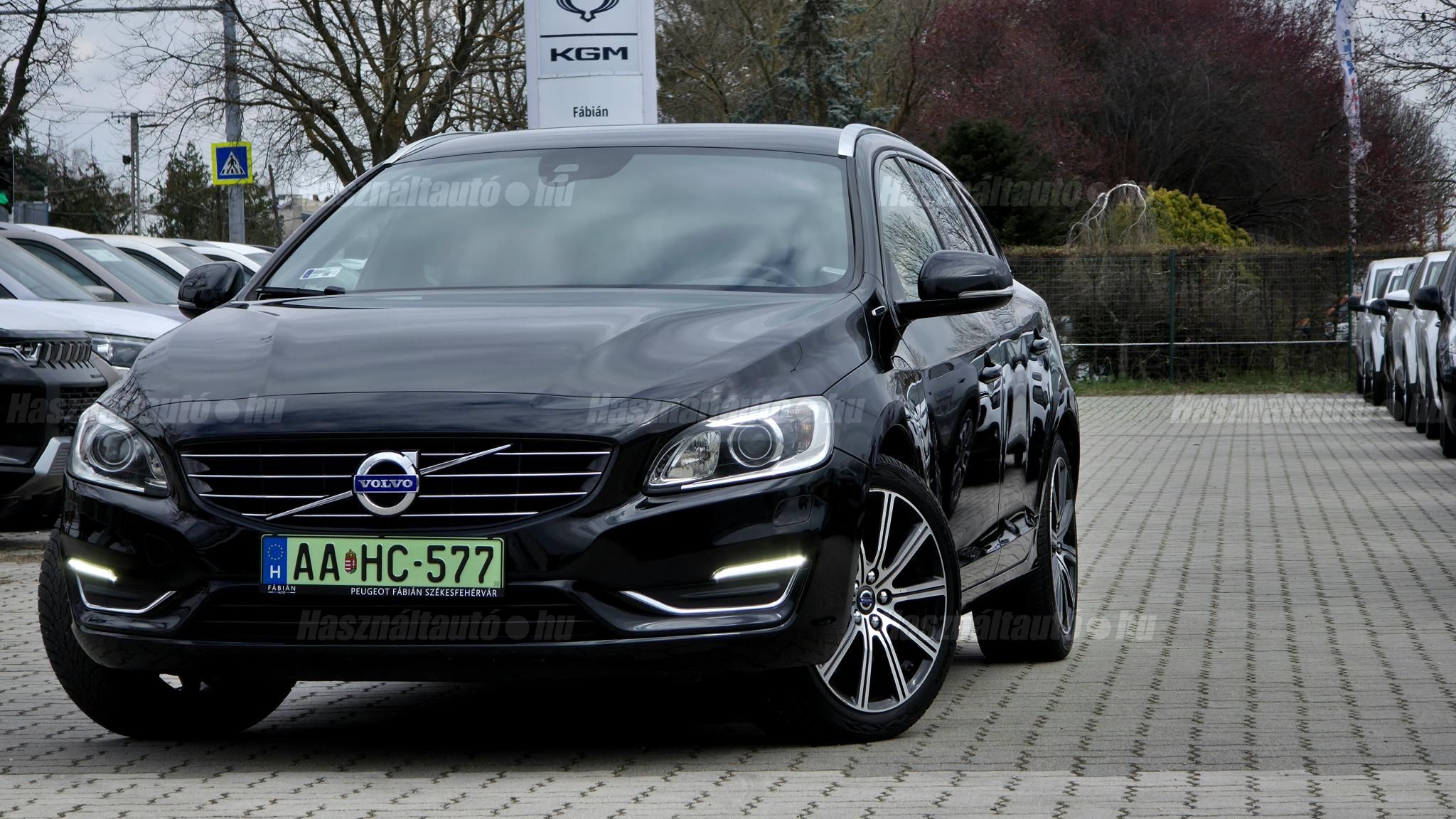 VOLVO V60 2016/12 - 1