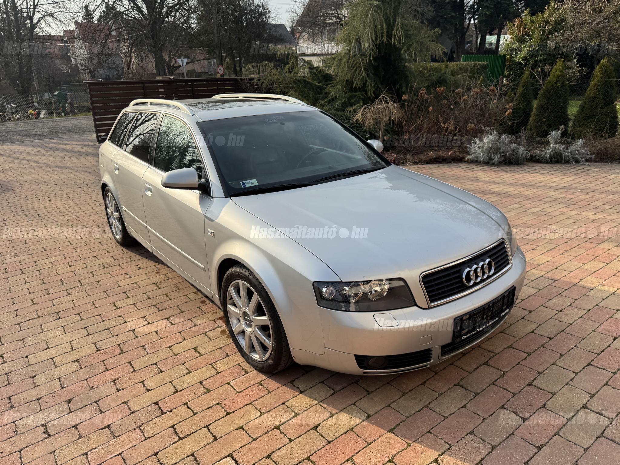 AUDI A4 2003/7 - 1