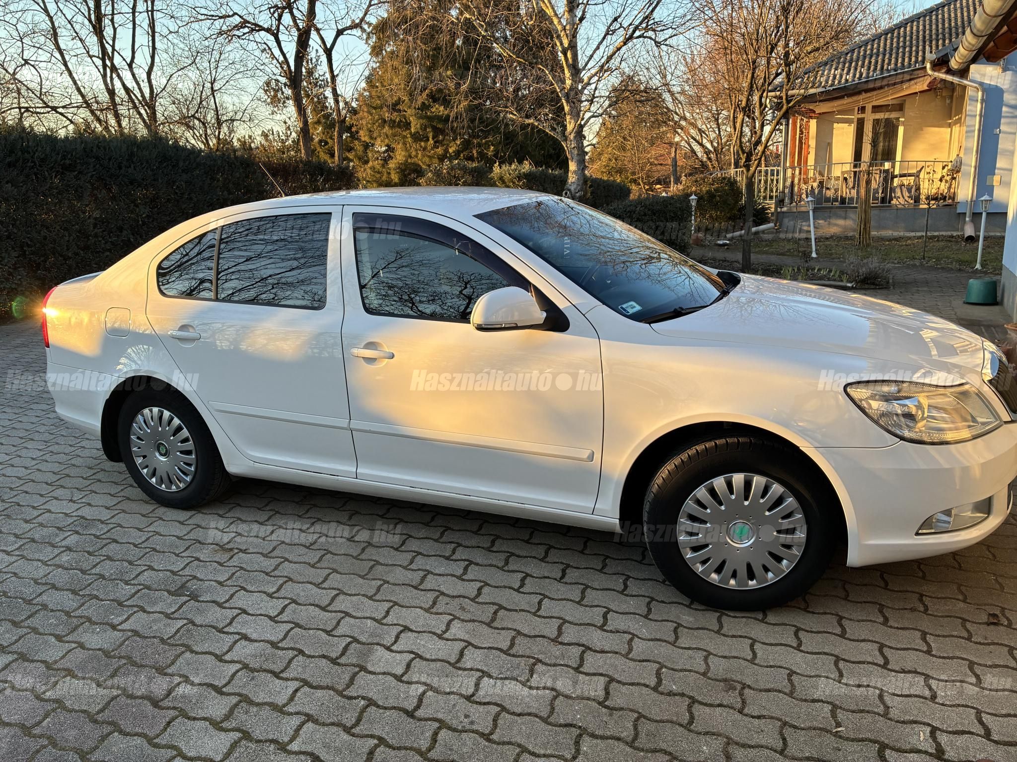 SKODA OCTAVIA 2012/2 - 1
