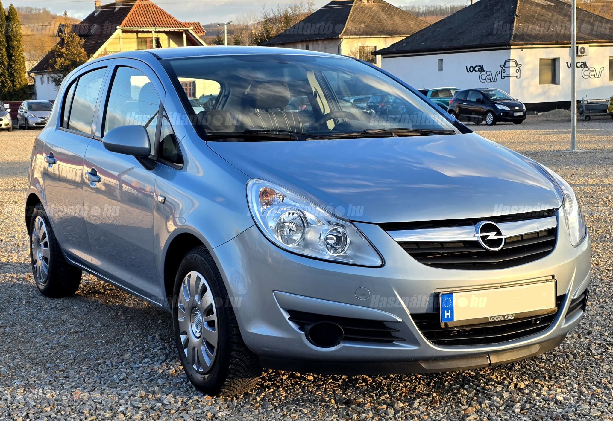 OPEL CORSA D 2009/8 - 1