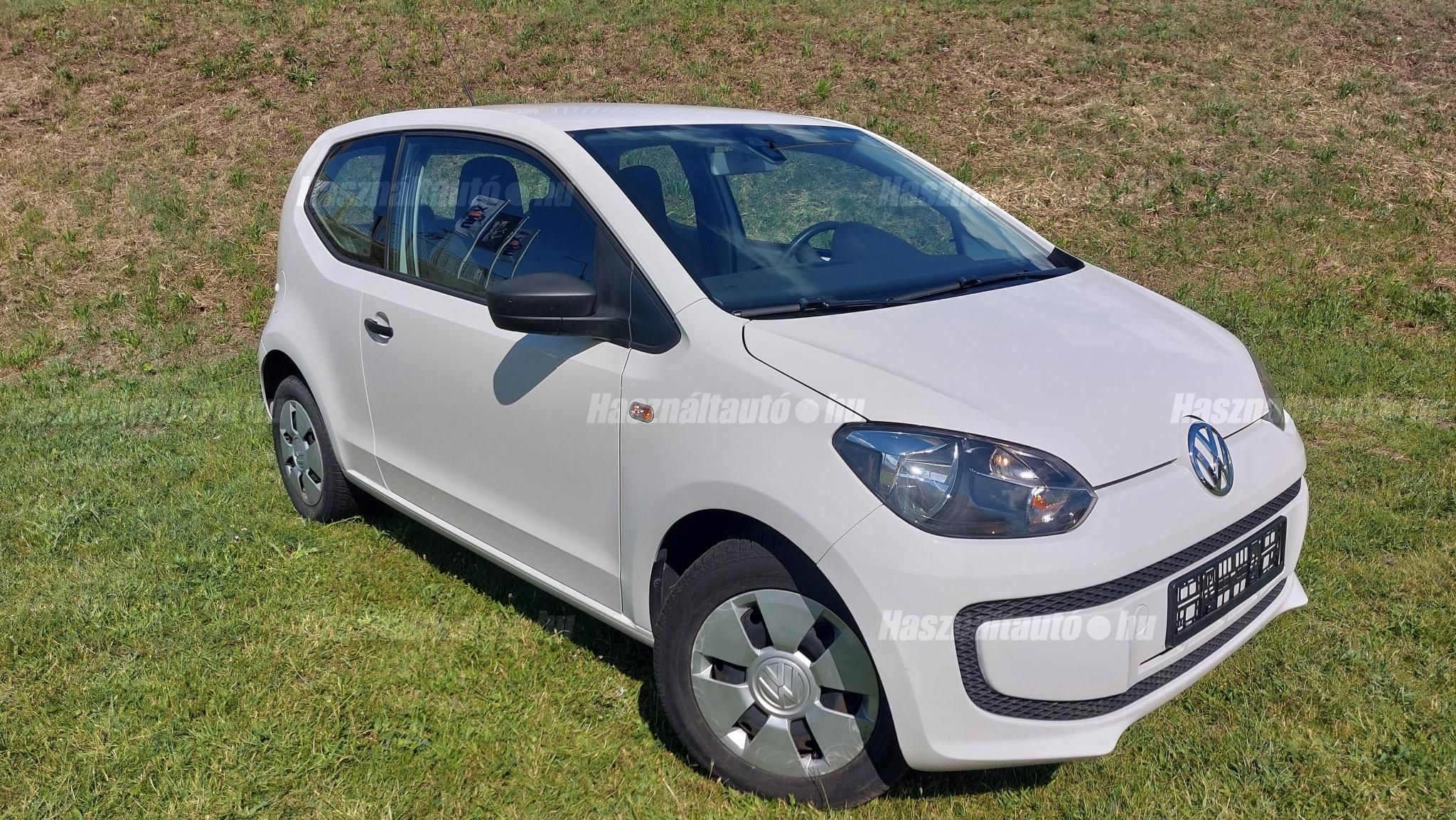 VOLKSWAGEN UP 2014/6 - 1