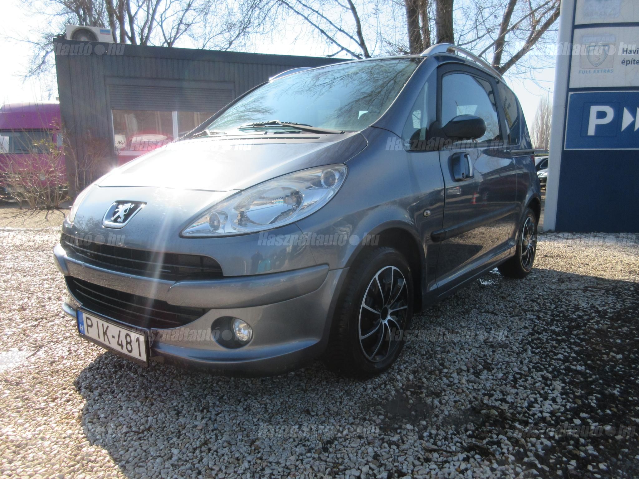 PEUGEOT 1007 2005/9 - 1