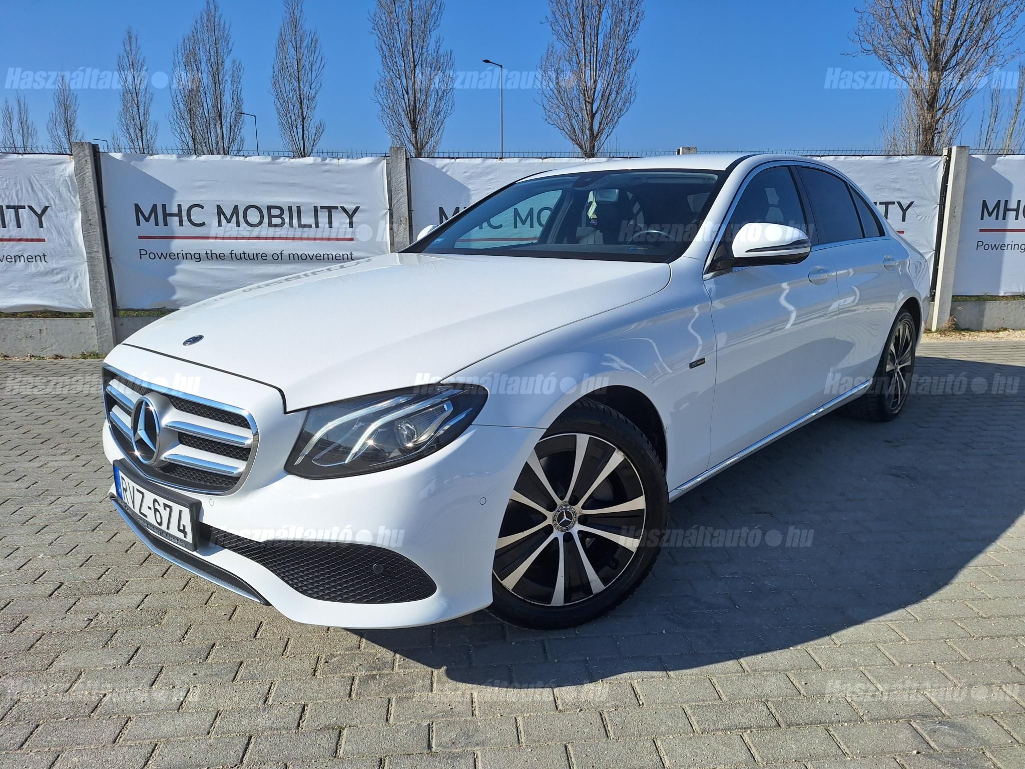 MERCEDES-BENZ E 300 2019/11 - 1
