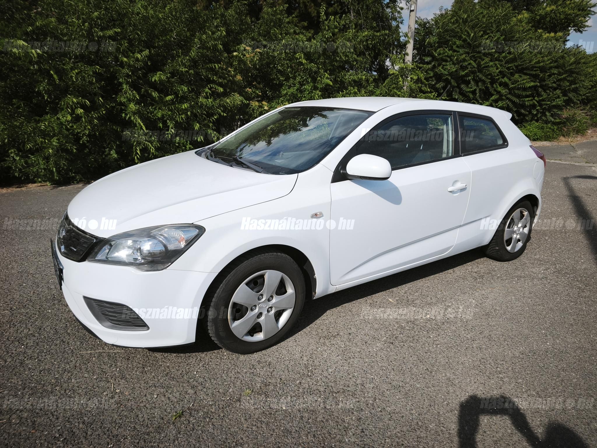 KIA PRO CEE'D 2011 - 1