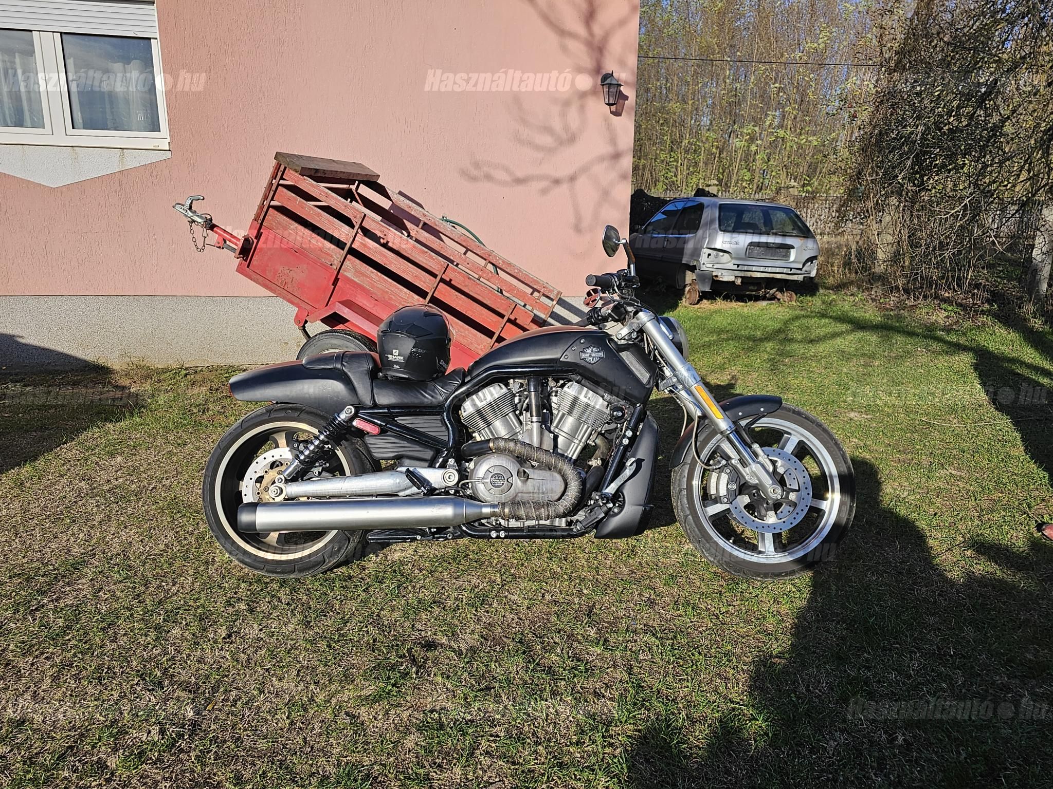 HARLEY-DAVIDSON V-ROD 2012/6 - 1