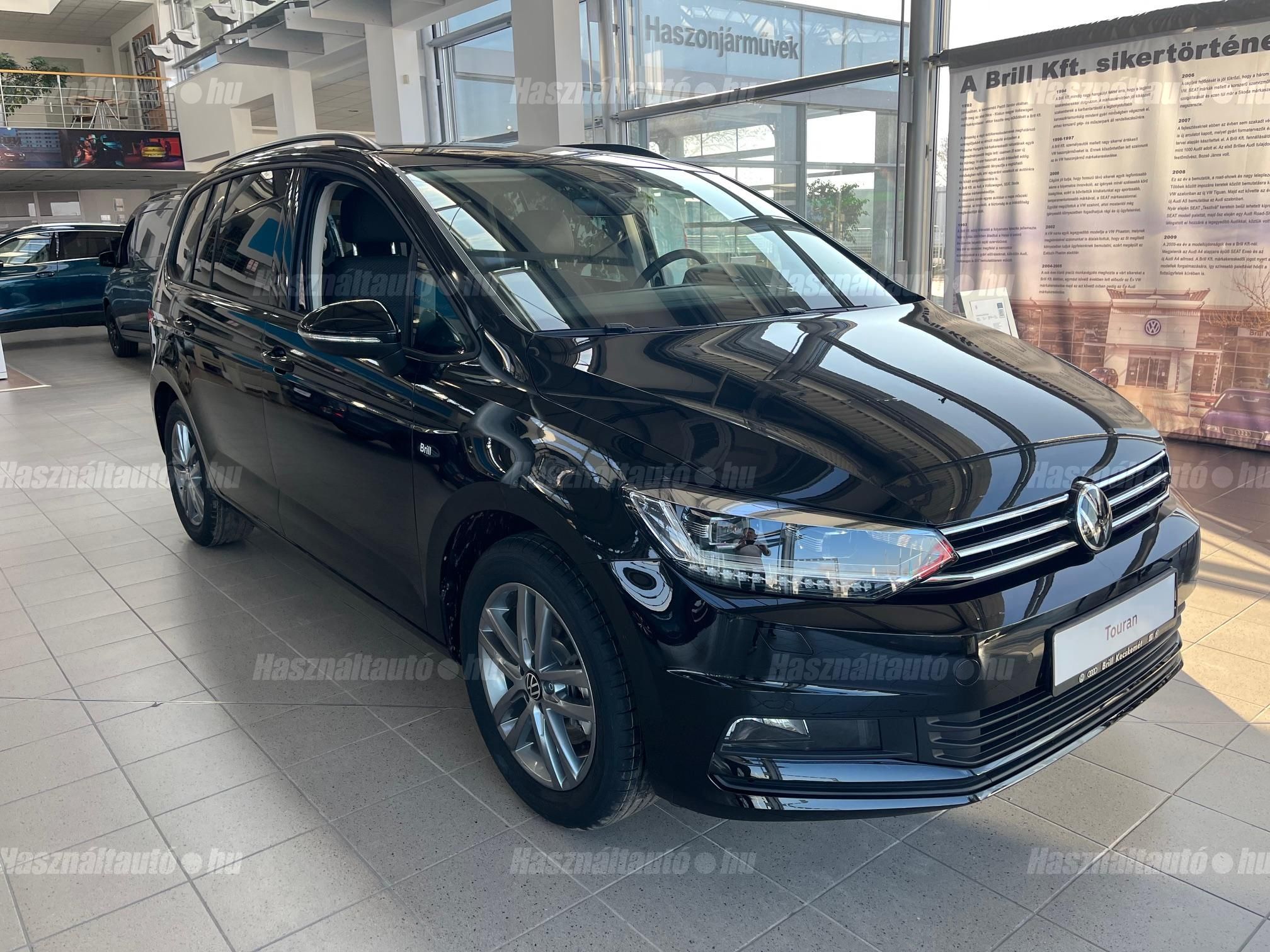 VOLKSWAGEN TOURAN 2026 - 1