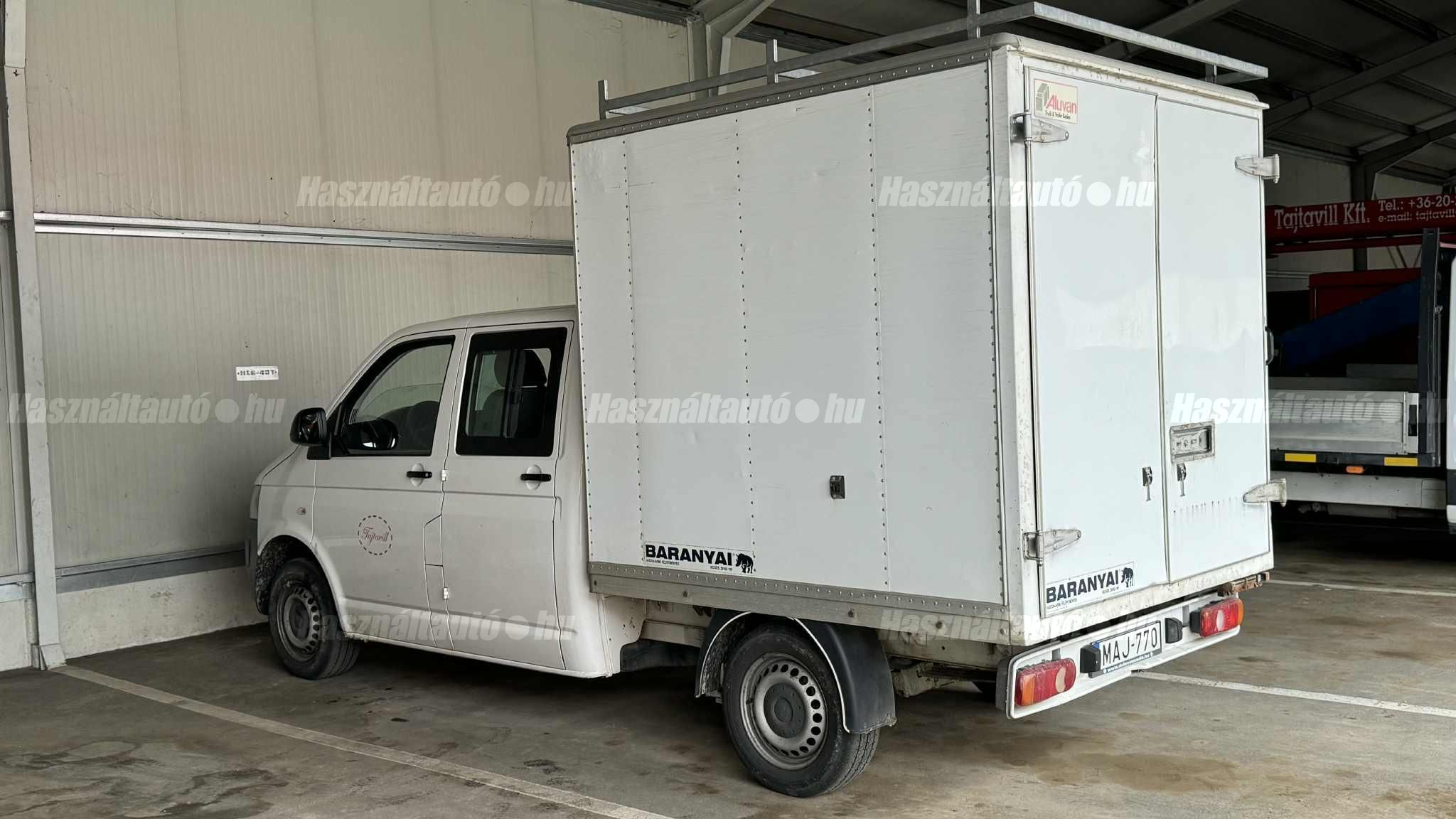 VOLKSWAGEN TRANSPORTER T5 2012 - 1