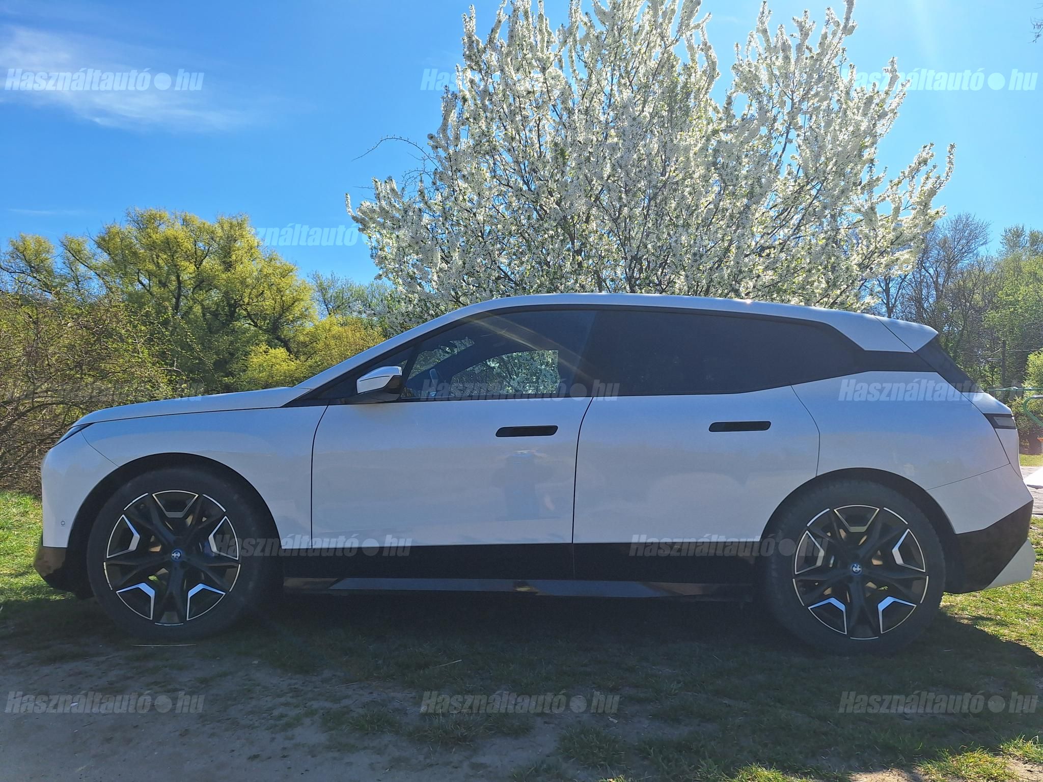 BMW IX 2022/9 - 1