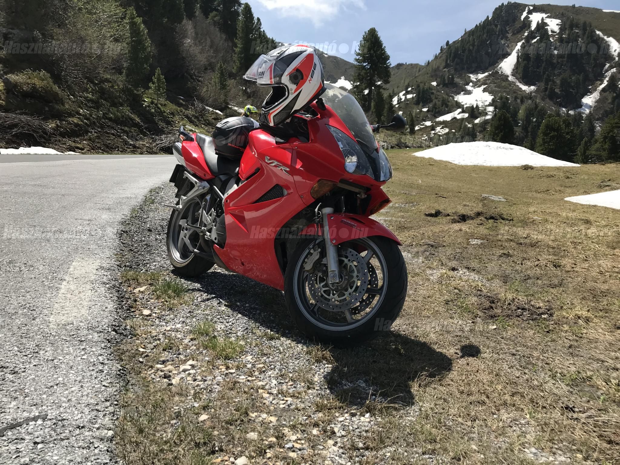 HONDA VFR 800 2006/3 - 1