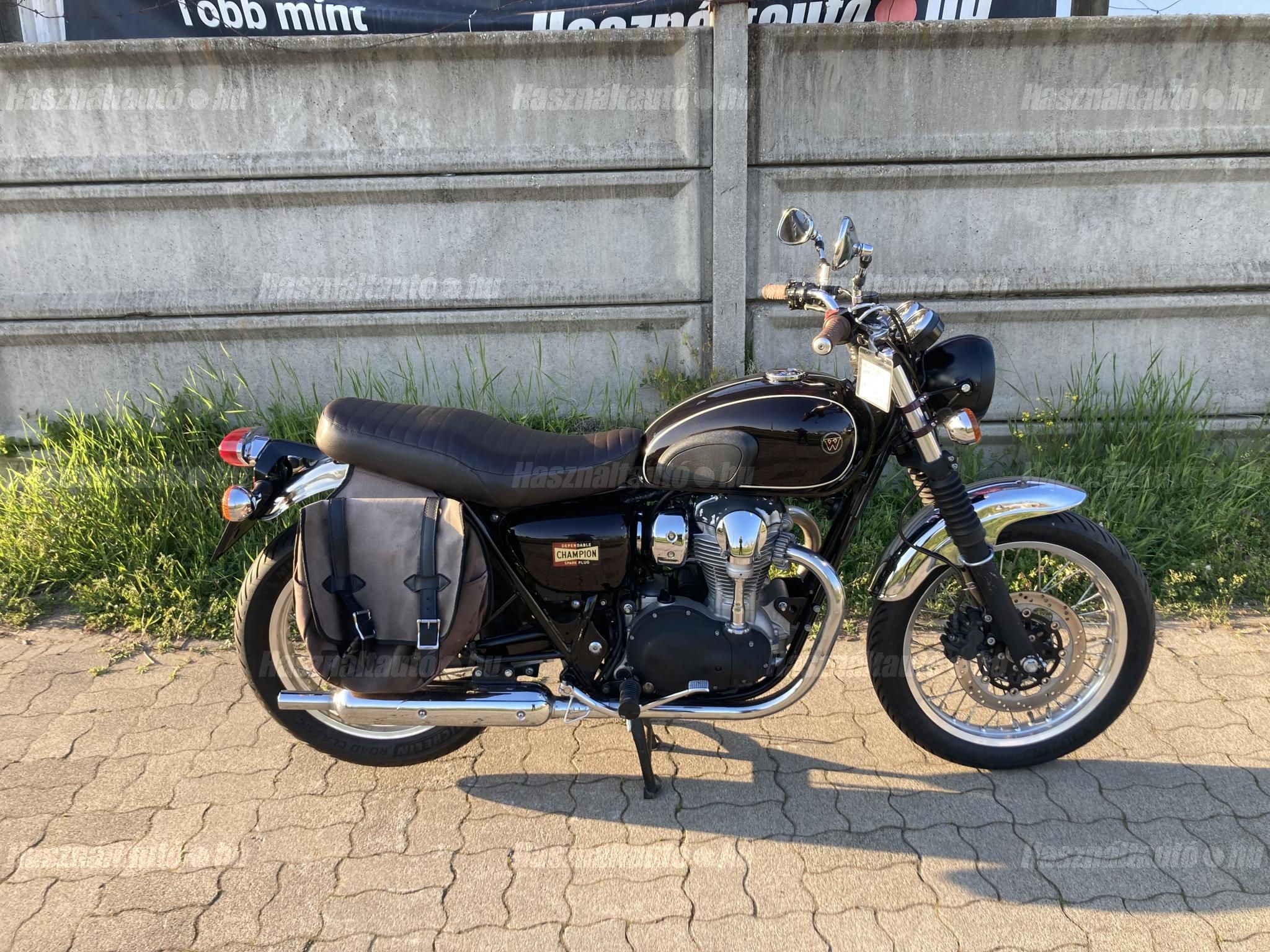 KAWASAKI W 800 2011 - 1
