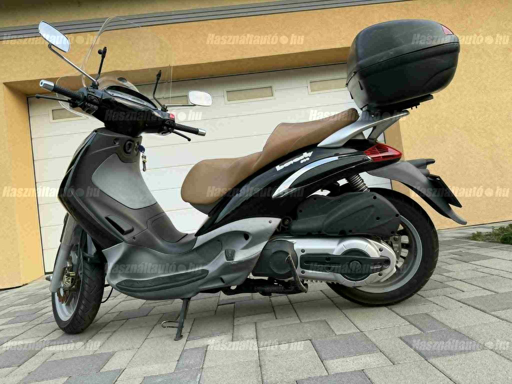 PIAGGIO BEVERLY 500 2003/8 - 1