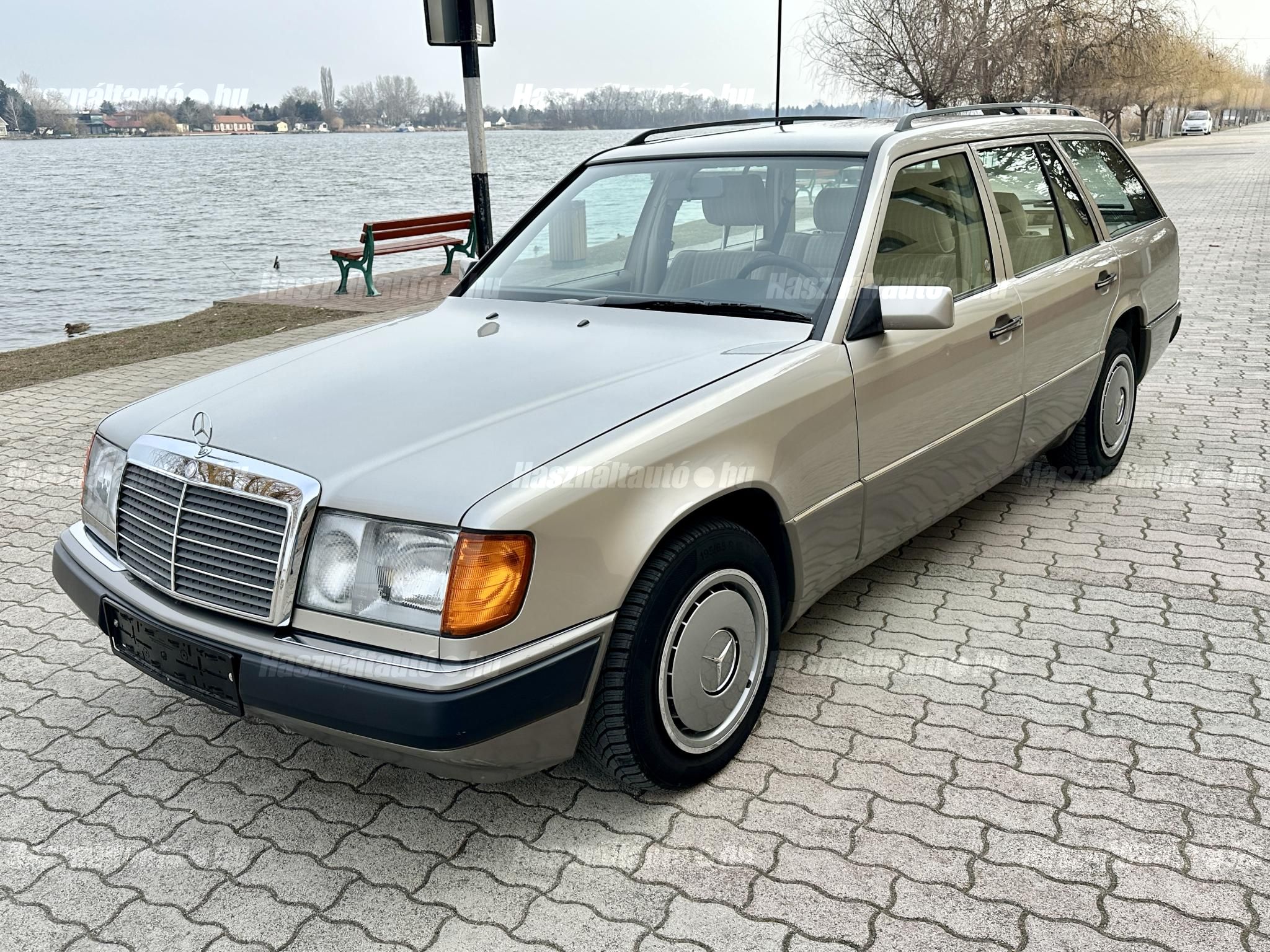 MERCEDES-BENZ 200 1990/2 - 1