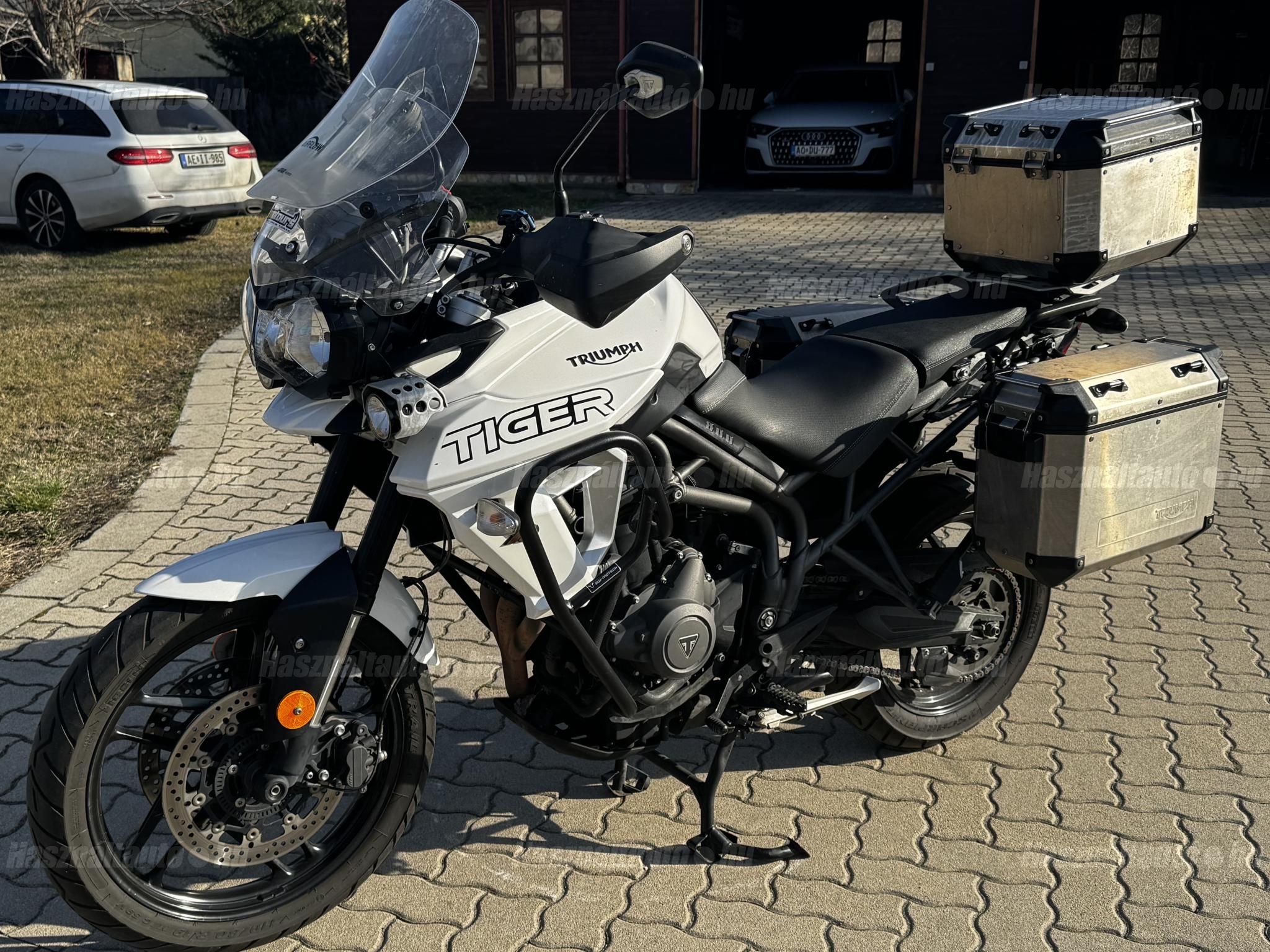 TRIUMPH TIGER 800 XC 2019/3 - 1