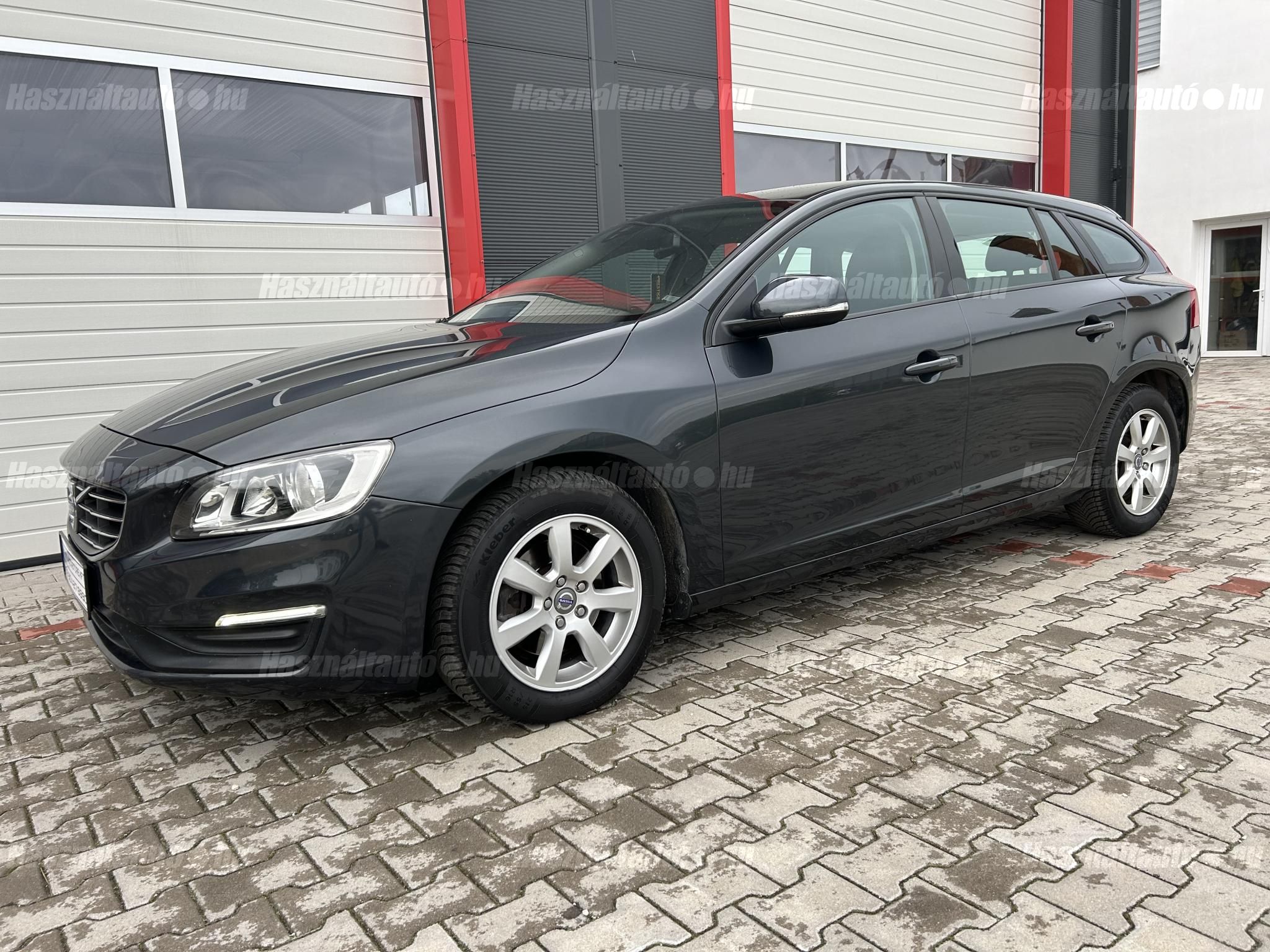 VOLVO V60 2013/7 - 1
