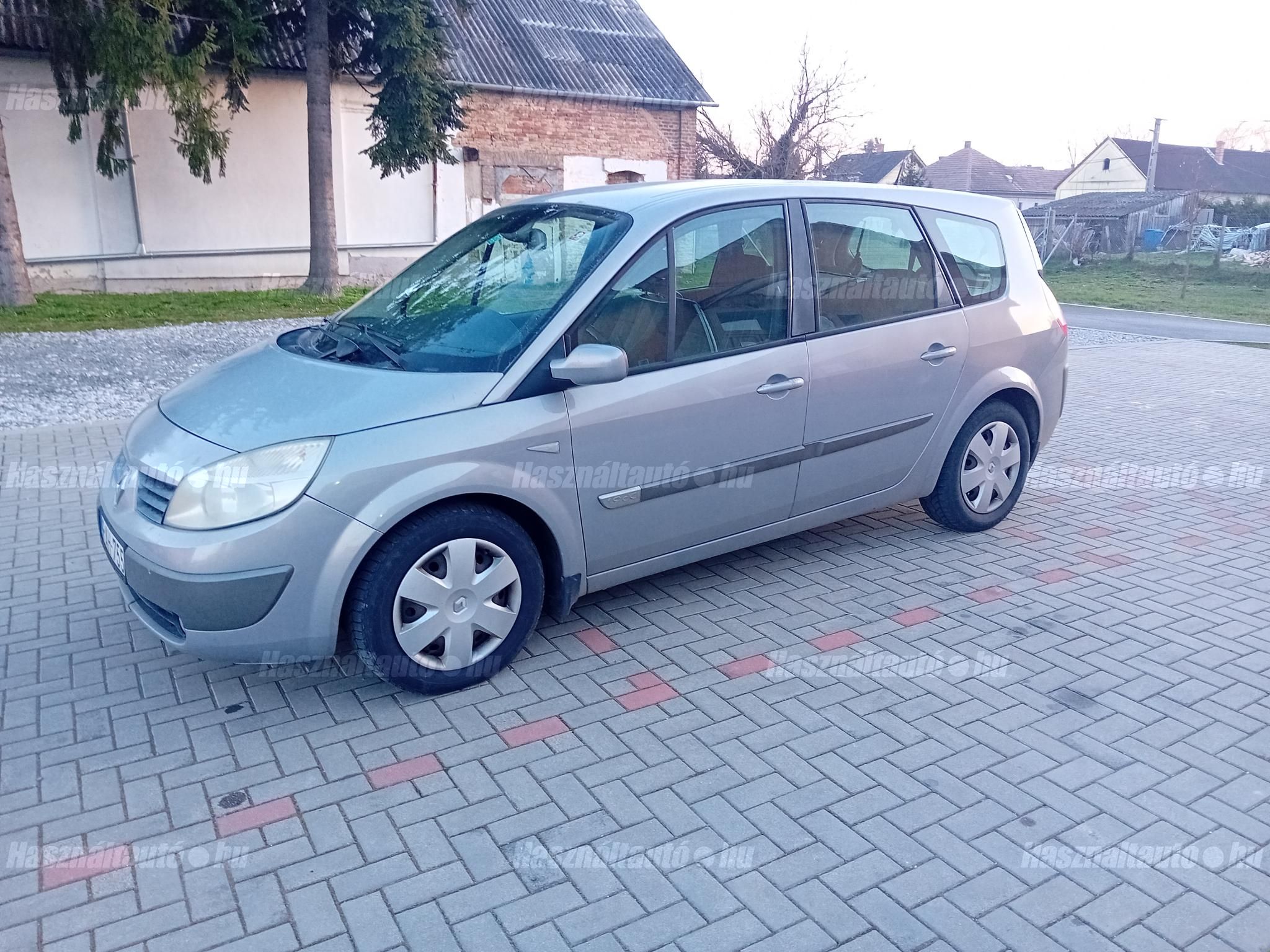 RENAULT GRAND SCENIC 2005/1 - 1