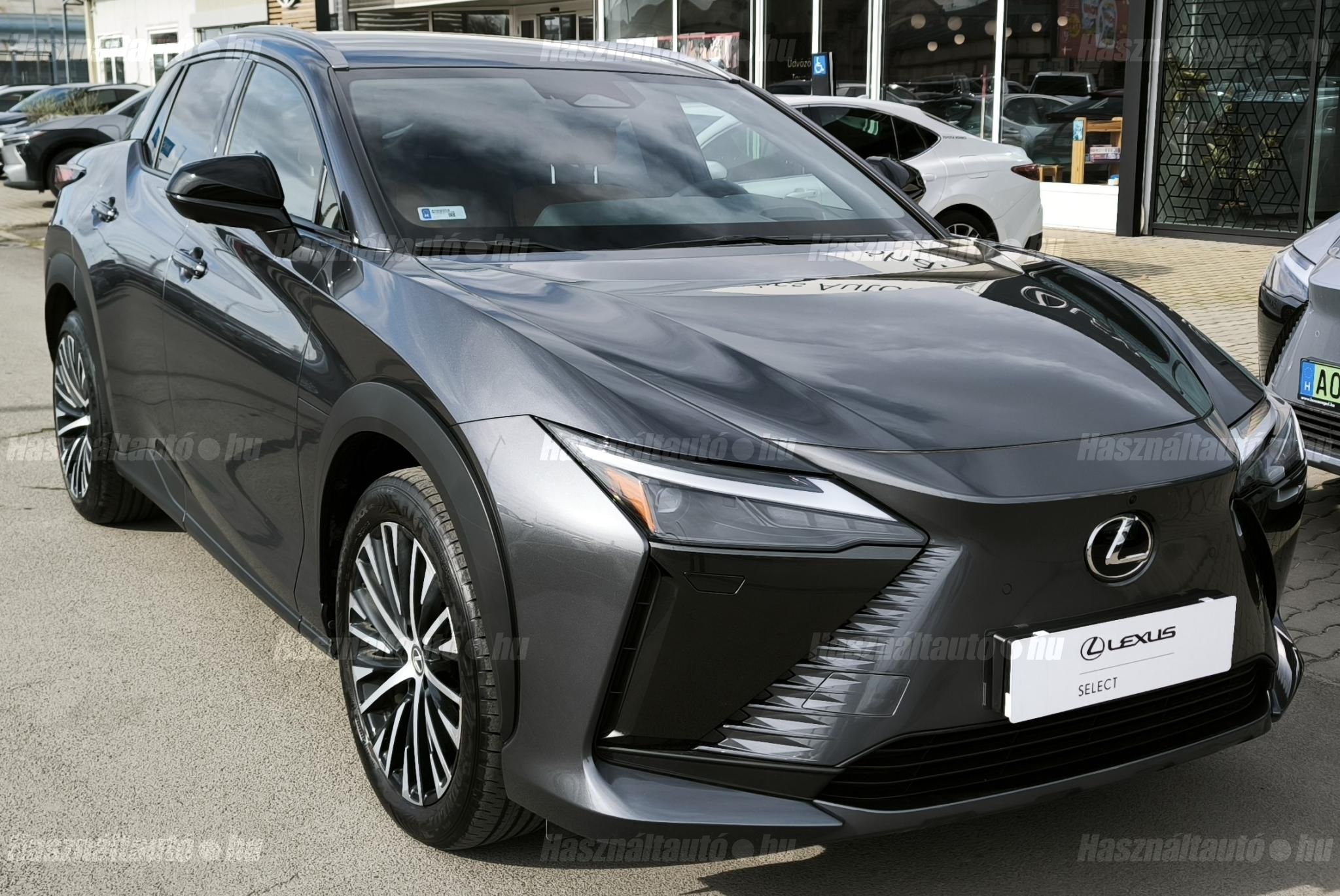 LEXUS RZ 2025/7 - 1