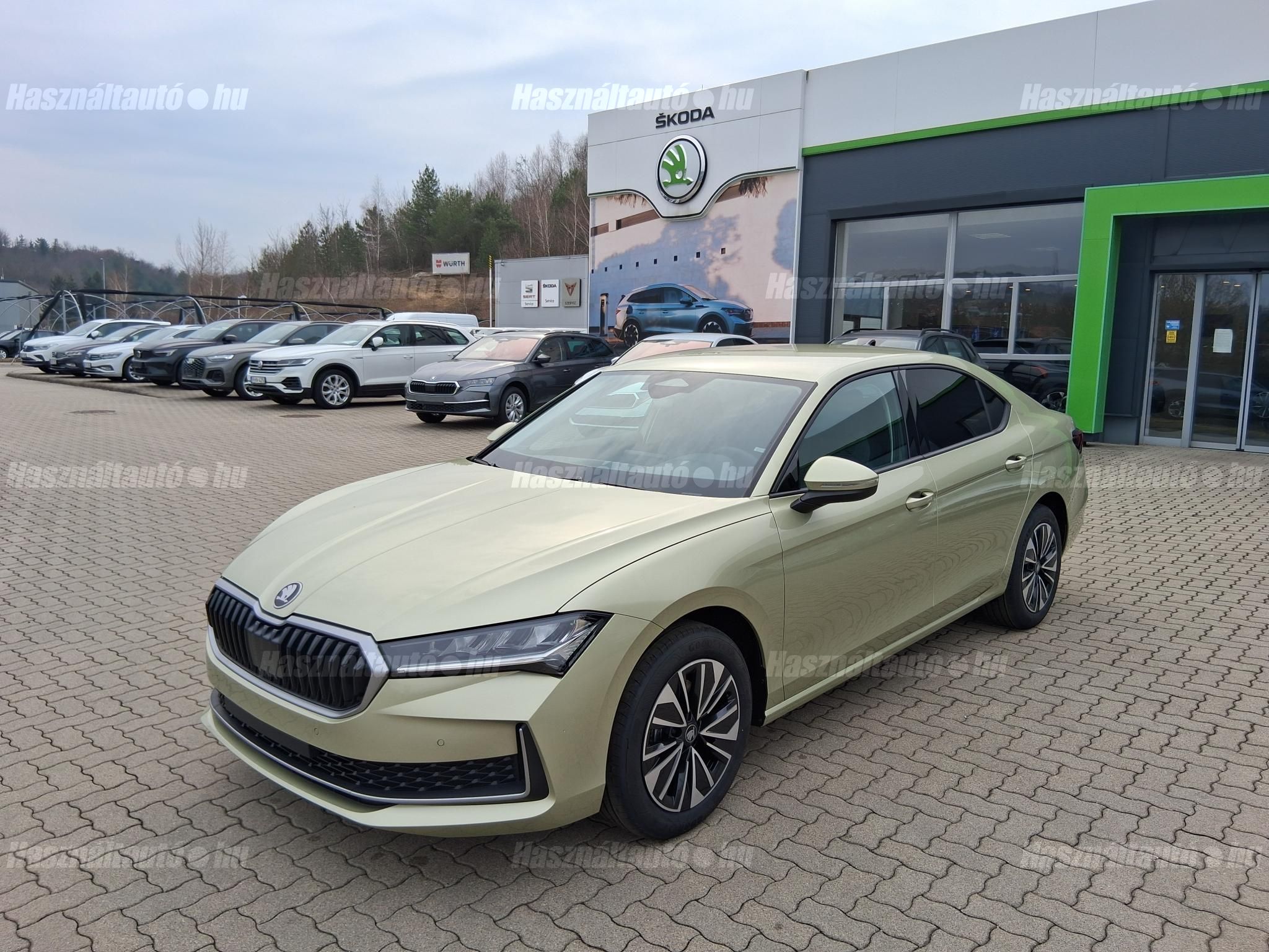 SKODA SUPERB 2026 - 1