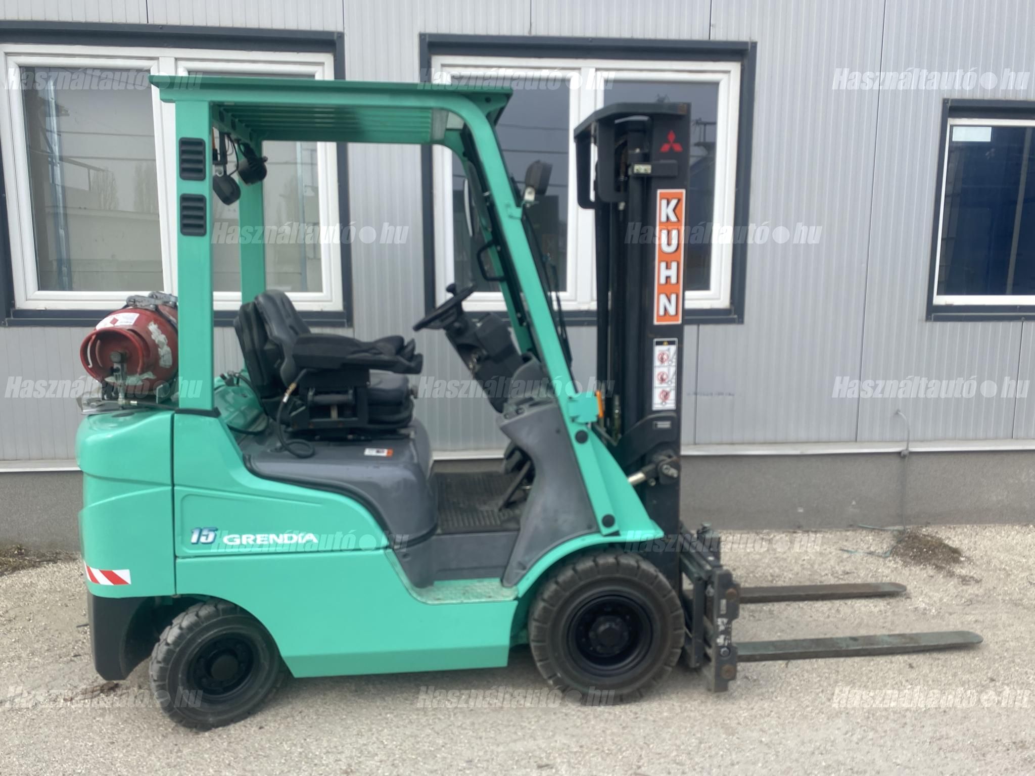 MITSUBISHI 2018 - 1